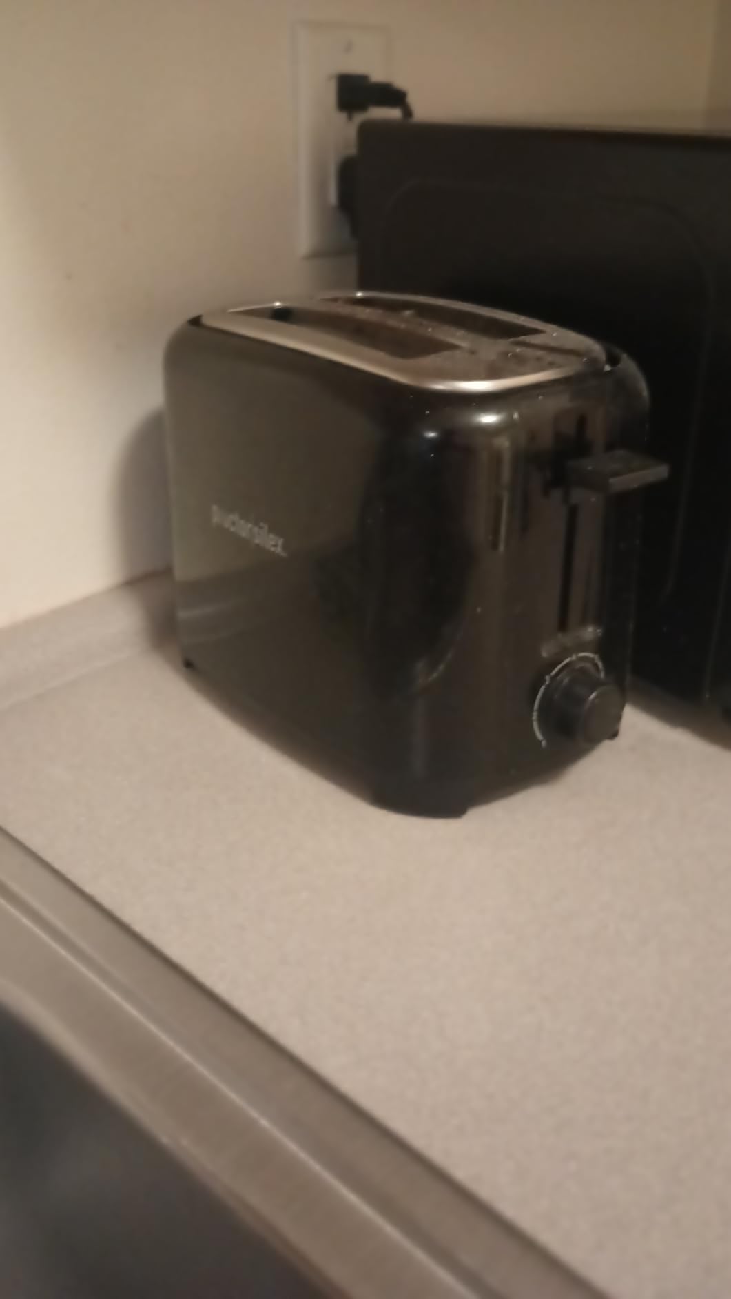 Proctor Silex 2-Slice Toaster with Extra Wide Slots for Bagels, Cool-Touch Walls, Shade Selector, Toast Boost, Auto Shut-off and Cancel Button customer photo 1