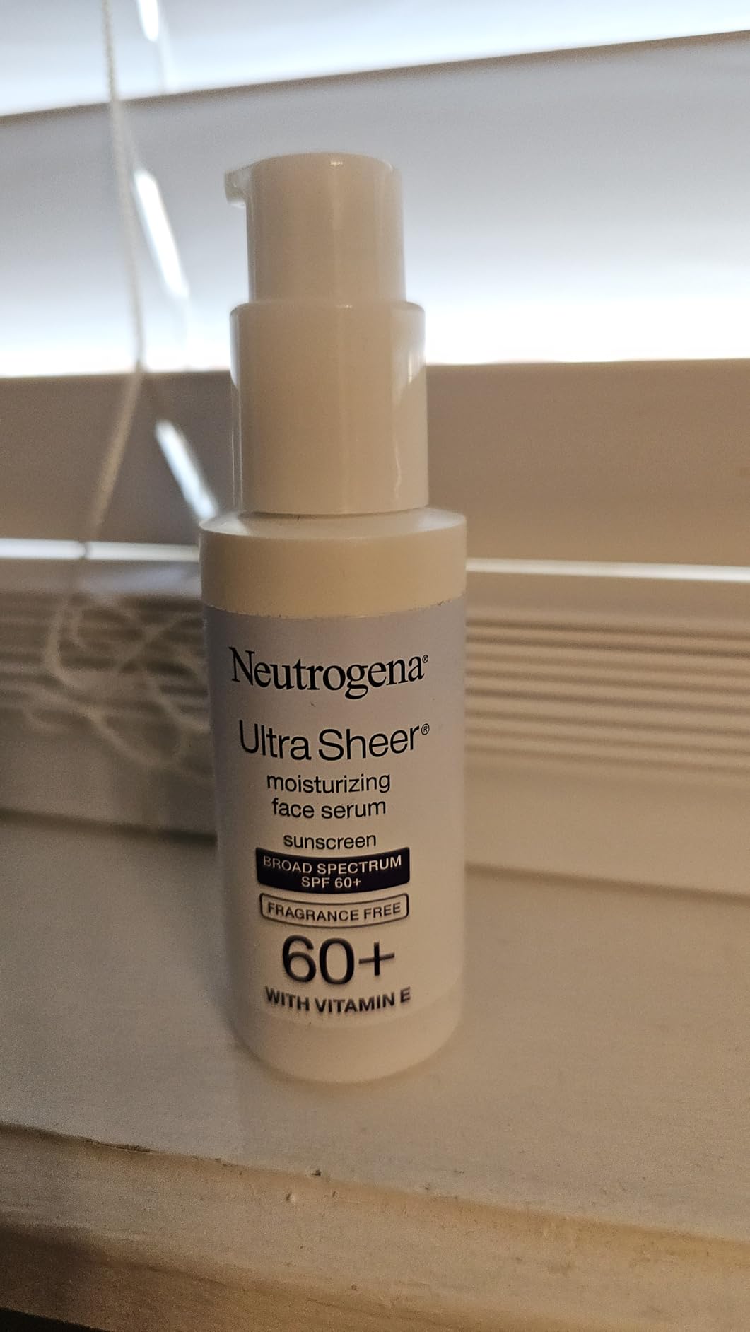 Neutrogena Ultra Sheer Sunscreen Serum SPF 60 Broad Spectrum UVA UVB Protection Lightweight Water Resistant Non-Comedogenic Fragrance Free, 1.7 fl oz customer photo 2