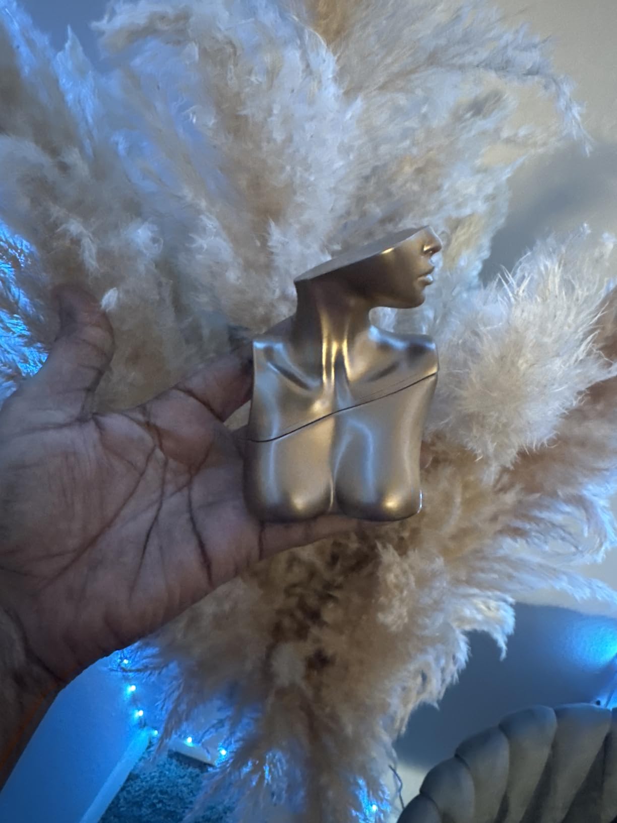 Billie Eilish Eau de Parfum Spray Perfume for Women, Notes of Sugared Petals, Vanilla & Musk 3.4 Fl Oz customer photo 2