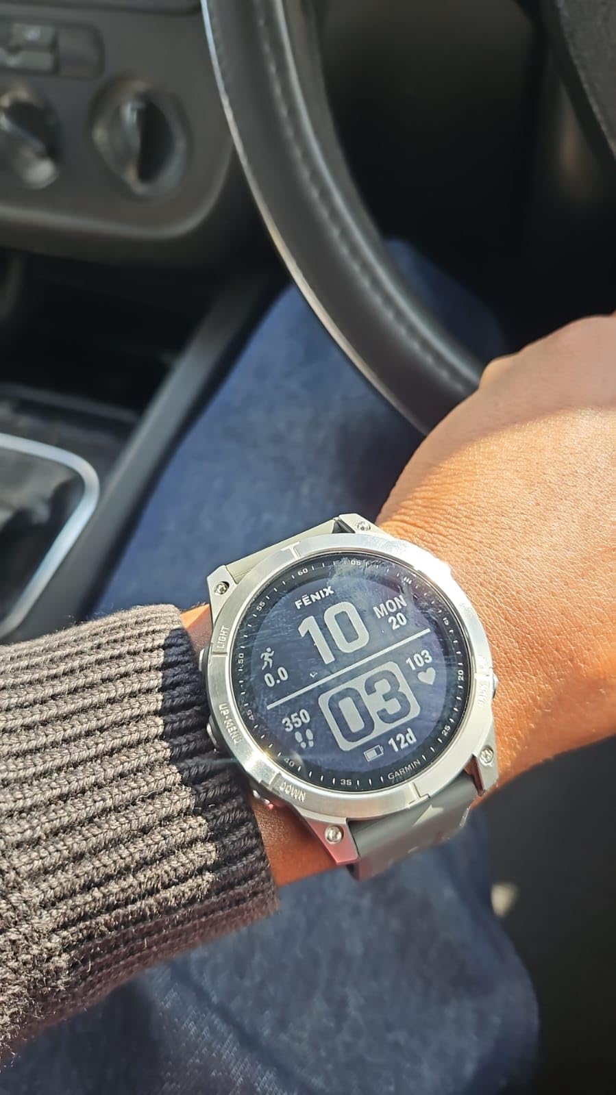 Garmin Fenix 7, Adventure smartwatch, Rugged Outdoor Watch with GPS, Touchscreen, Health and Wellness Features, Silver with Graphite Band - 010-02540-00 customer photo 1
