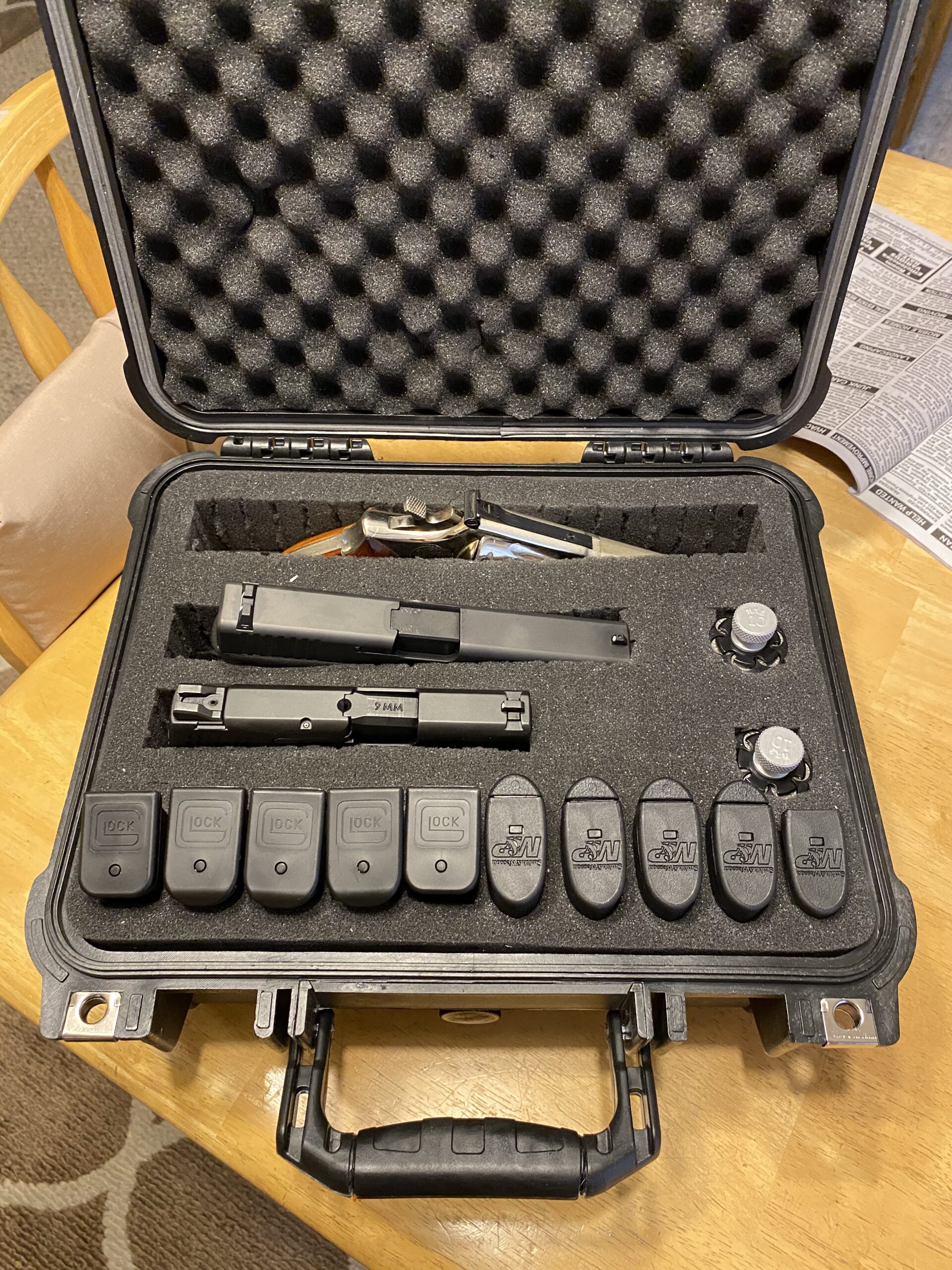 Eylar Hard Gun Case Water & Shock Proof with Foam TSA Approved 13.37 Inch 11.62 Inch 6 Inch Black customer photo 2