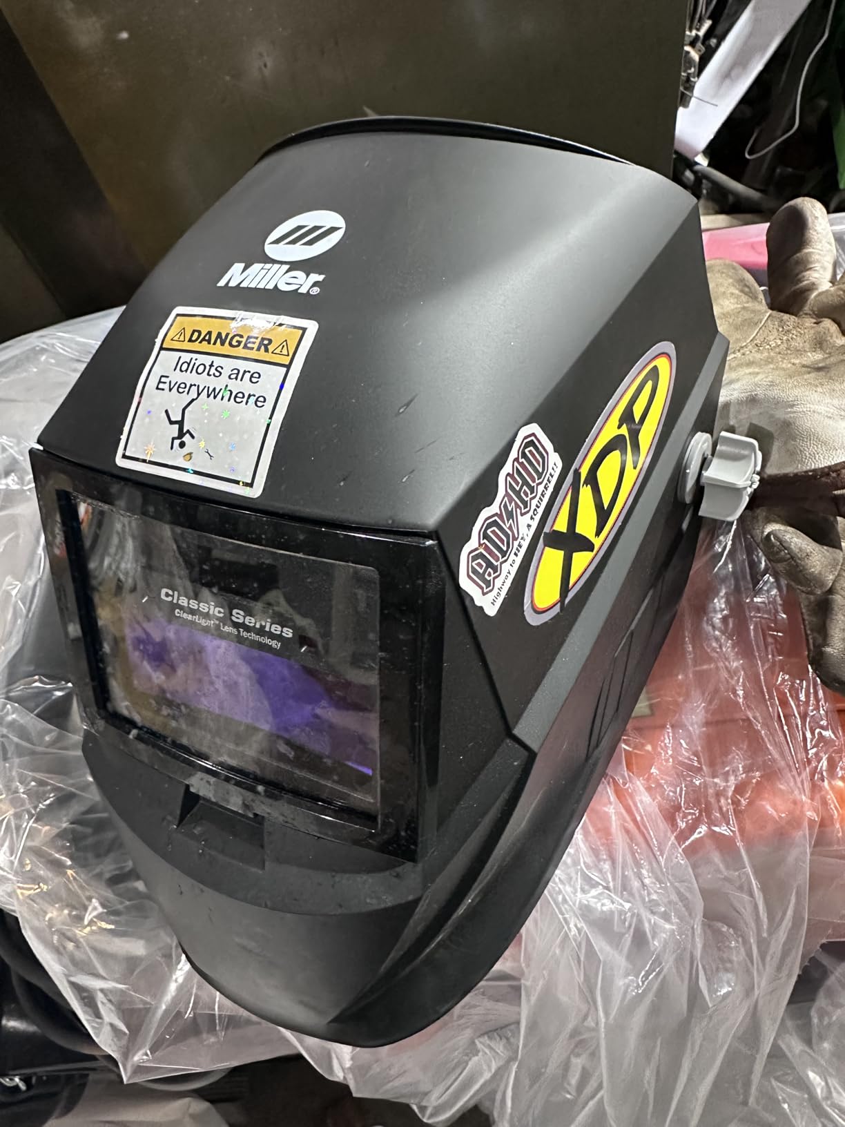 Lincoln Electric No Rules No Limits Welding Helmet K4983-1, Auto Darkening, Lightweight Weld Headgear, Shade 7-13, Grind Mode, Use for Stick, TIG, Pulsed TIG, MIG, Pulsed MIG, Flux Core, Gouging customer photo 1
