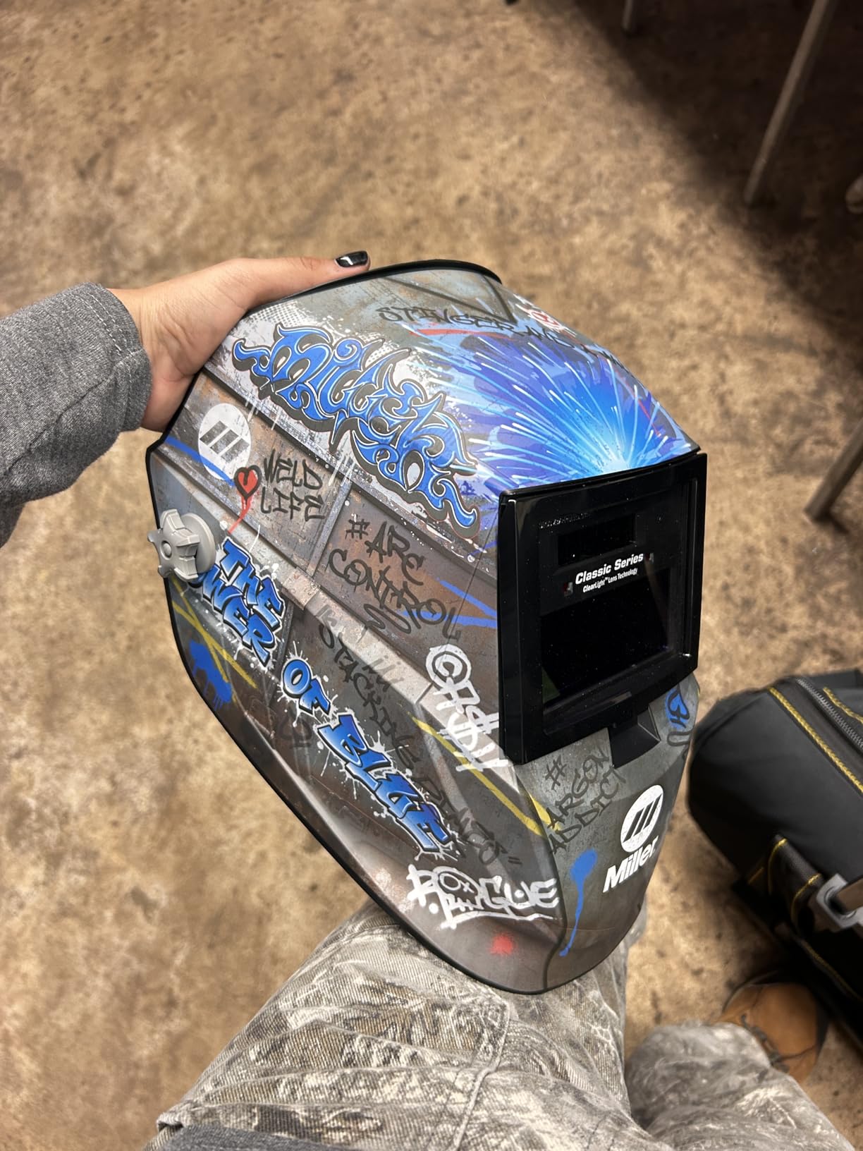 Lincoln Electric No Rules No Limits Welding Helmet K4983-1, Auto Darkening, Lightweight Weld Headgear, Shade 7-13, Grind Mode, Use for Stick, TIG, Pulsed TIG, MIG, Pulsed MIG, Flux Core, Gouging customer photo 2