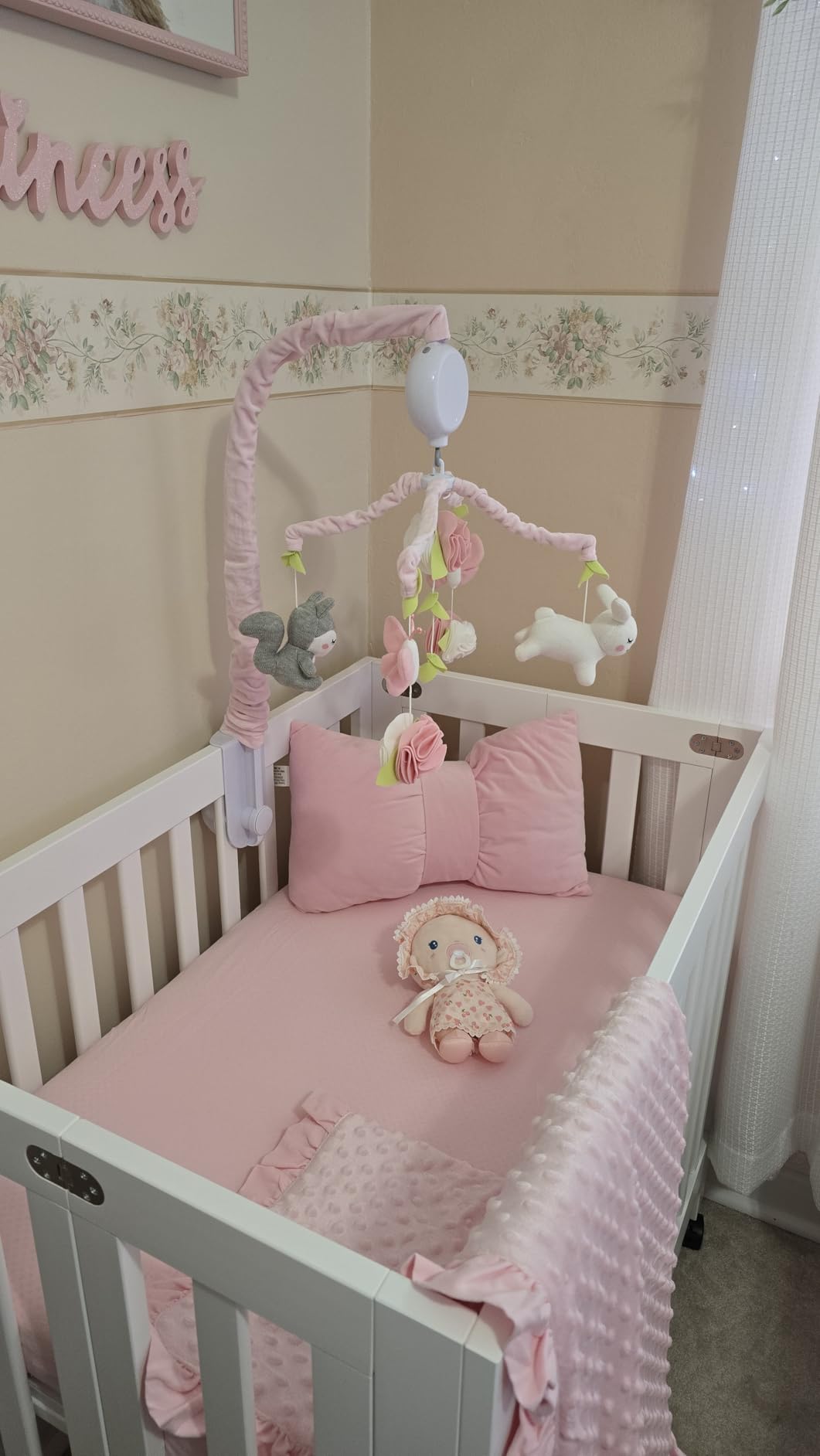 Babyletto Origami Mini Portable Crib Folding with Wheels in Light Sage, 2 Adjustable Mattress Positions, Greenguard Gold Certified customer photo 1