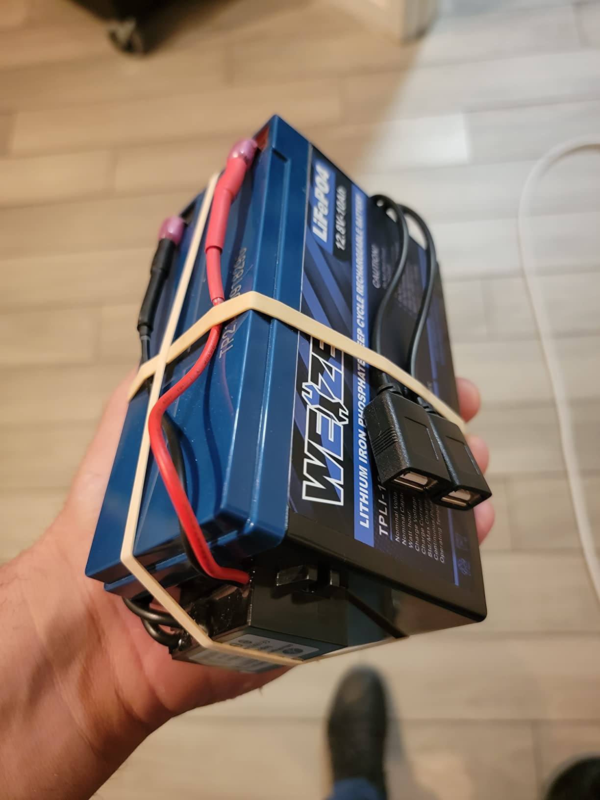 WEIZE 12V 100Ah Mini LiFePO4 Lithium Battery, Built-in 100A Smart BMS, Deep Cycle Low Temperature Protection Battery Perfect for RV, Solar, Marine, Trolling Motor, and Off Grid Applications customer photo 1