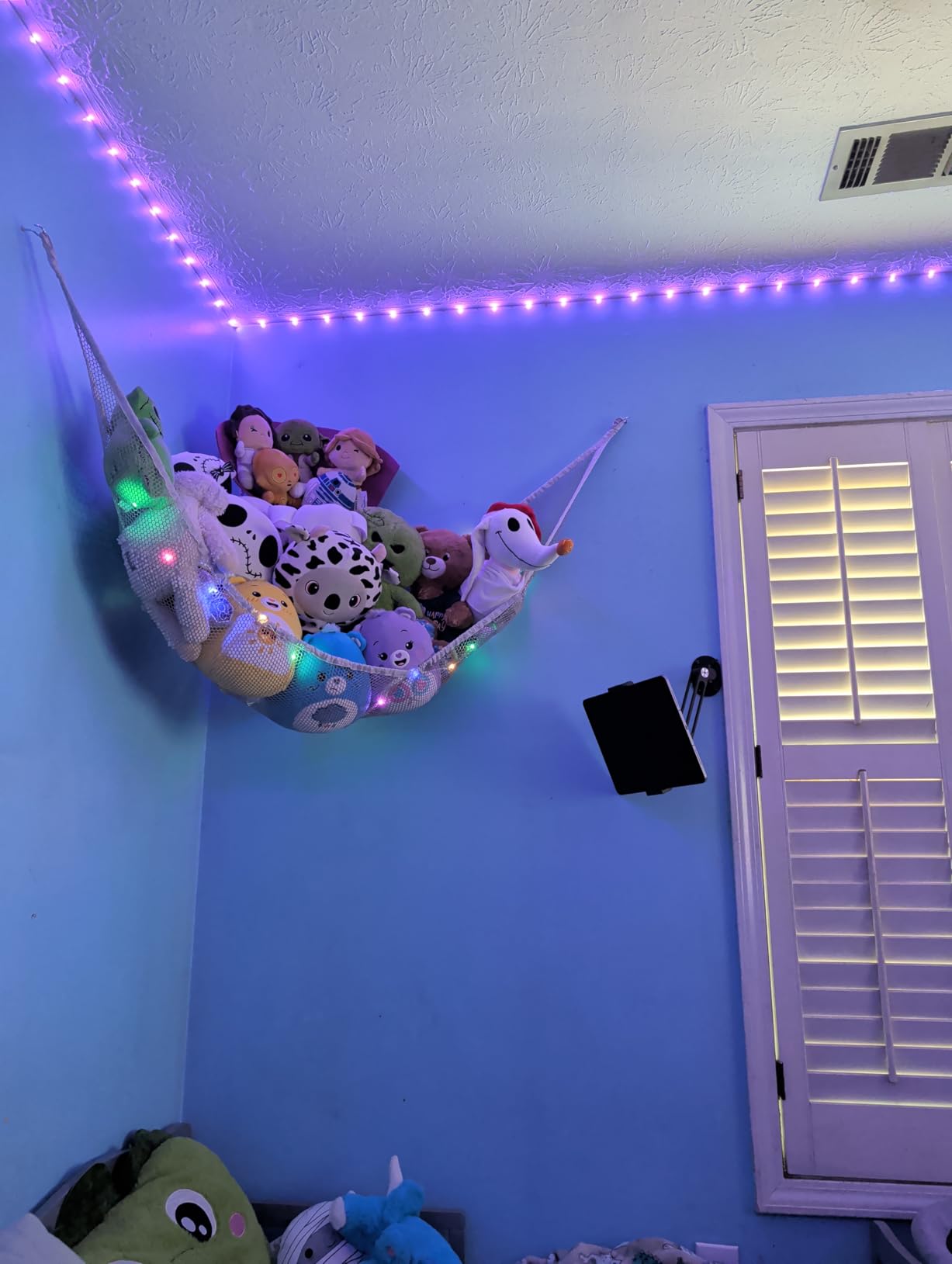 KSIPZE 100ft Led Strip Lights RGB Music Sync Color Changing Led Lights with Smart App Control Remote Led Lights for Bedroom Room Lighting Flexible Home Decor customer photo 1