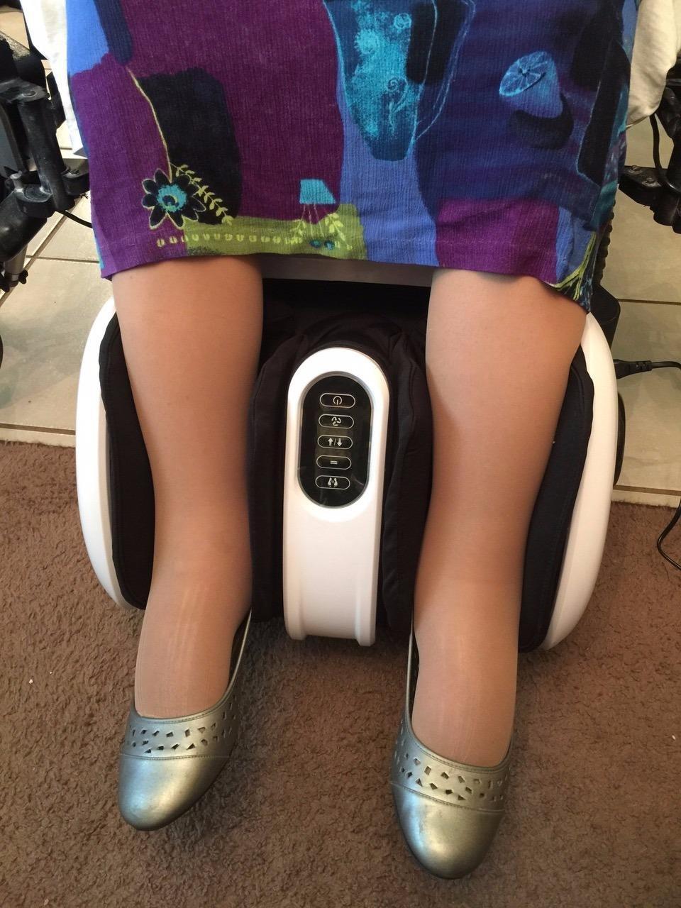 Cloud Massage Shiatsu Foot Massager with Heat - Deep Kneading & Compression, Adjustable Intensity, Multi-Mode Leg and Foot Massager with Remote Control, Anti-Slip Base - Standard Size, Black customer photo 2
