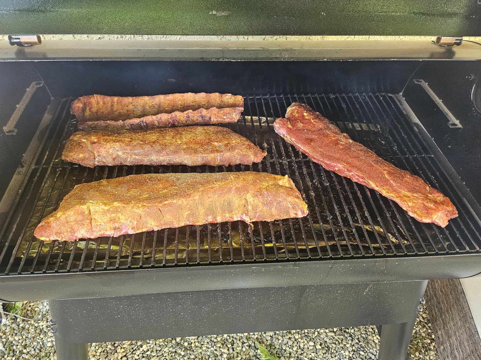 Traeger Grills Pro 34 Electric Wood Pellet Grill and Smoker (884 Sq In, 450 F Max) with Full-Length Grill Cover Bundle customer photo 1