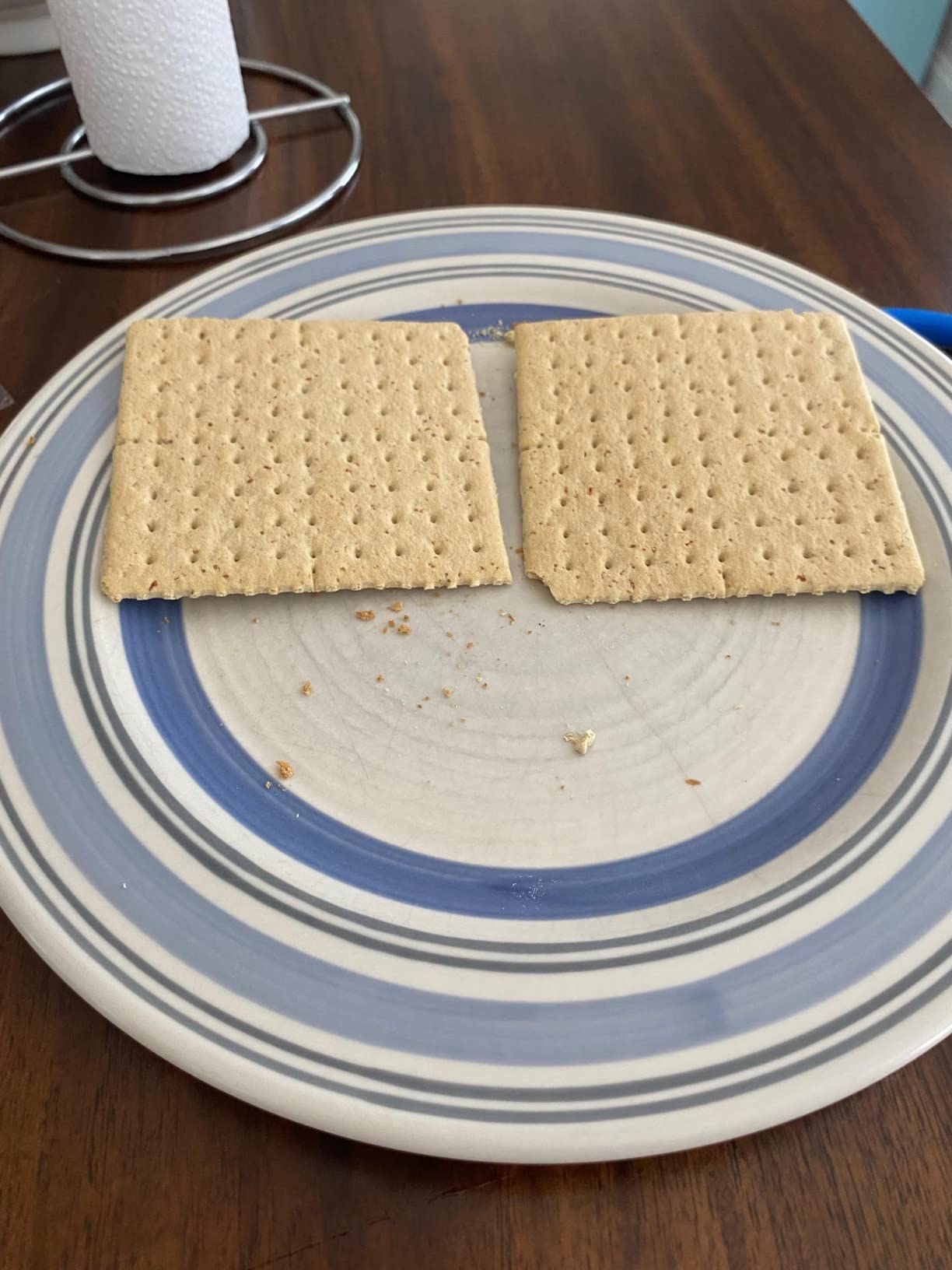 Case of Humanitarian Daily Ration MRE (Meal, Ready To Eat) - Inspection date of 5/2022 or Newer customer photo 1