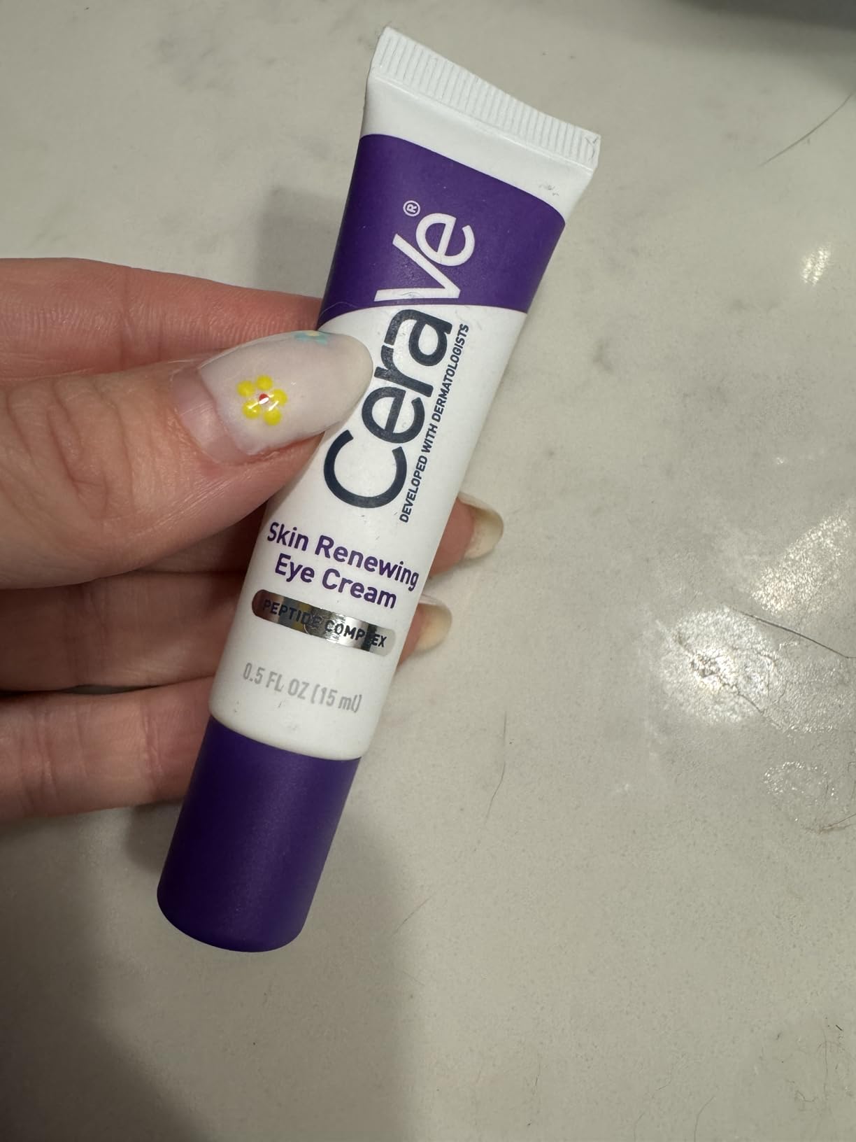 CeraVe Skin Renewing Eye Cream for Wrinkles, Under Eye Cream With Peptides + Caffeine + Niacinamide, Paraben Free & Ophthalmologist Tested customer photo 2