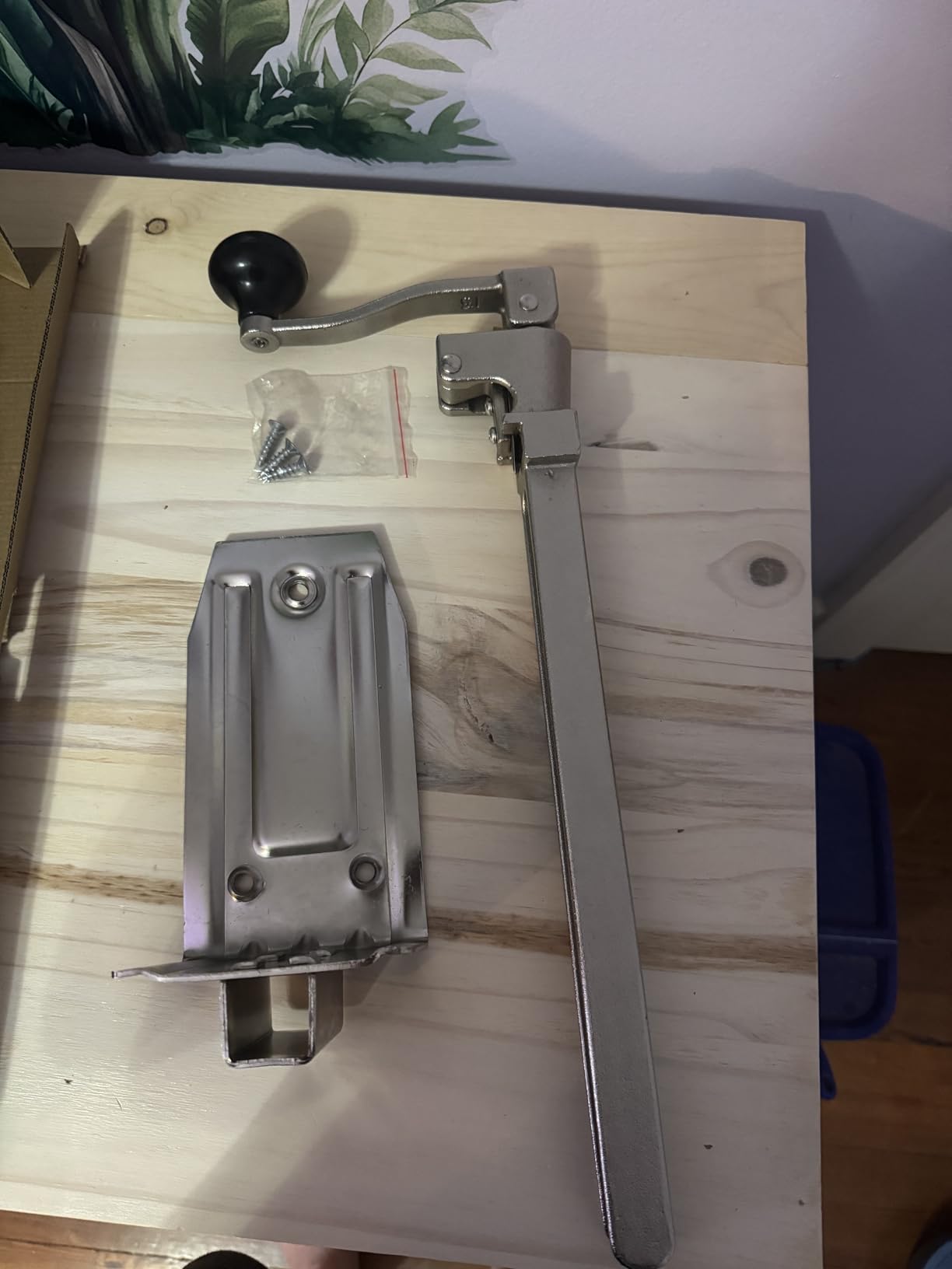 Commercial Can Opener Heavy Duty for 11100, Industrial Can Opener for 10 Cans, Manual Can Opener with Plated Steel Base Stainless Steel Blade for Cans Up to 11