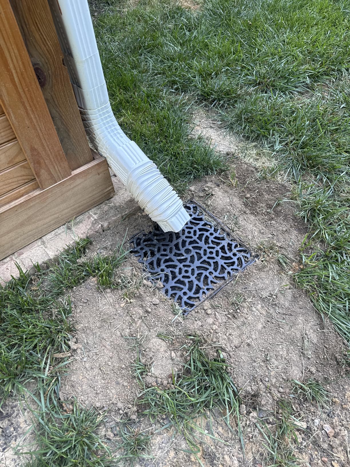 NAACOO Gutter Downspout Extensions, Upgraded 12x12in Catch Basin Low Profile Downspout Extender | No Deep Dig French Drain, Flexible Pipe Extension to 8.2ft, Protect House Foundation customer photo 1