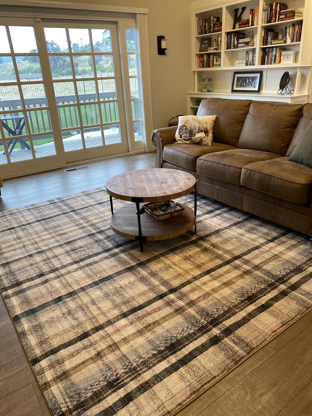 Chris Loves Julia Humphrey Collection HUM-02 Ivory/Multi 7'-3'' x 9'-3'' .38