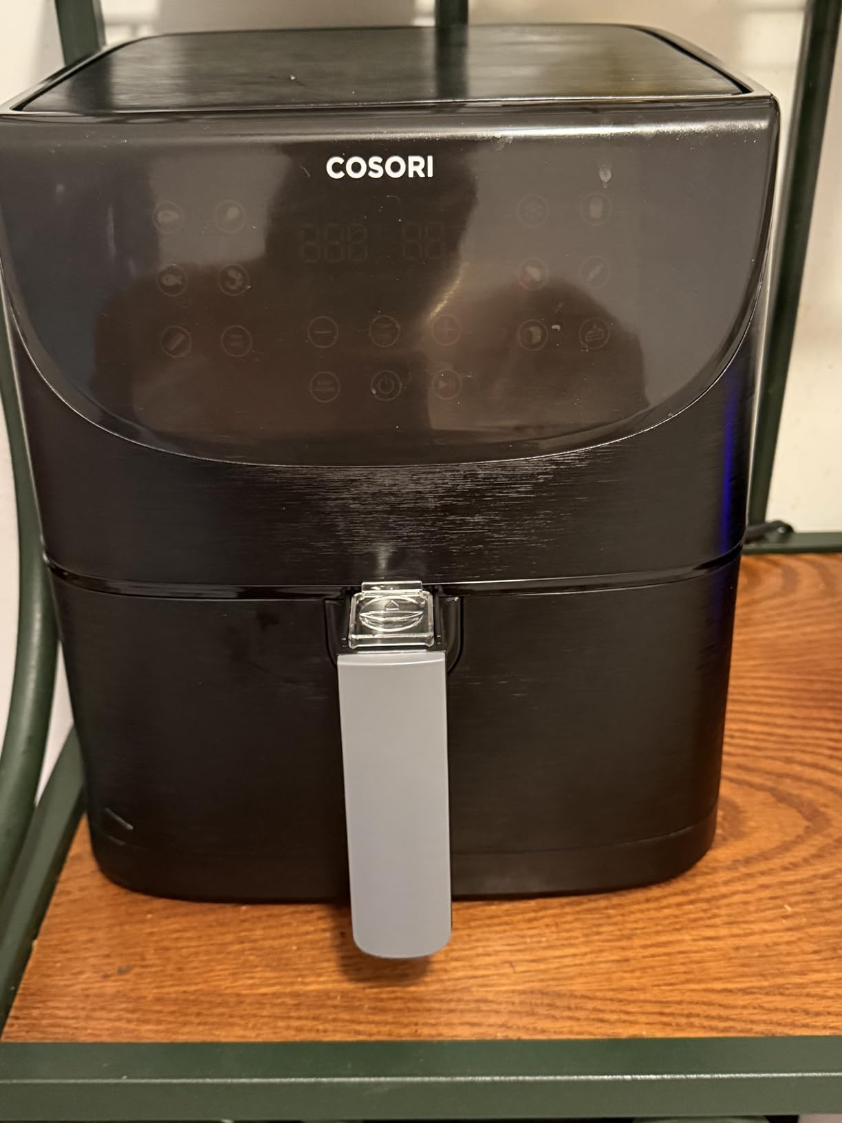 Cosori Pro Gen 2 Air Fryer 5.8QT, Upgraded Version, 13 One Touch Functions, Black customer photo 2