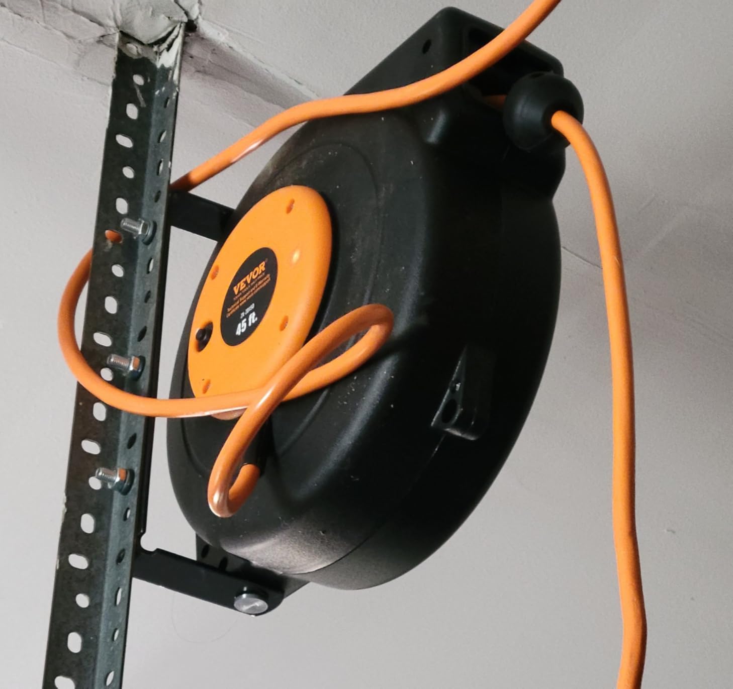VEVOR Retractable Extension Cord Reel, 45 FT, Heavy Duty 12AWG/3C SJTOW Power Cord, with Lighted Triple Tap Outlet, 15 Amp Circuit Breaker, 180 Swivel Bracket for Ceiling or Wall Mount customer photo 2