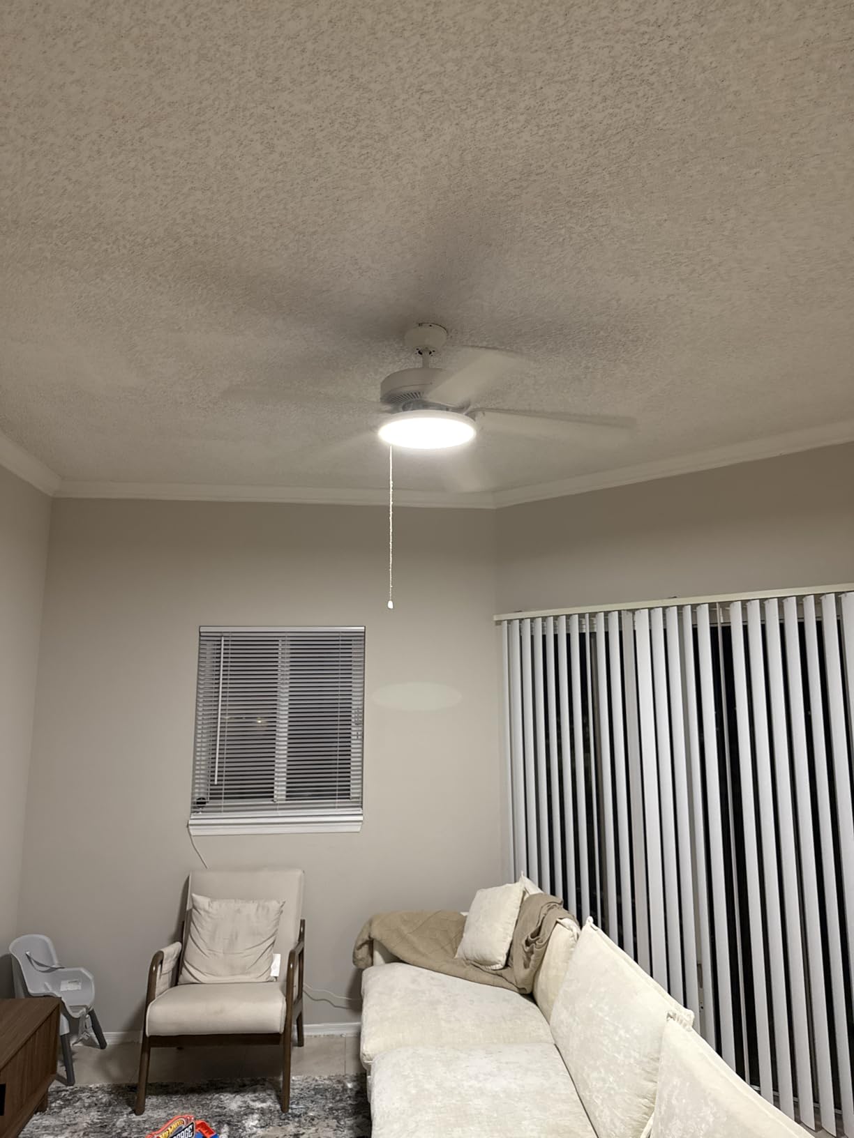 hykolity 12 Inch LED Round Flat Panel Light,3CCT,3000K/4000K/5000K | 24W Selectable CCT Edge-Lit Flush Mount Ceiling Light Fixture for Kitchen,Bedroom,Laundry and Closet Room,Black customer photo 1