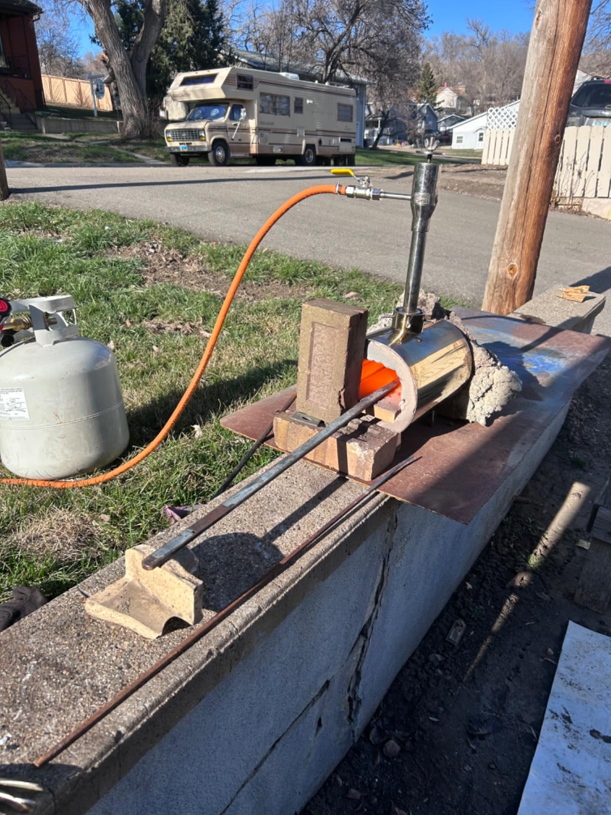 SIMOND STORE Portable Propane Forge Single Burner with One Side Brick Door, Blacksmithing Forge for Forging Tools Equipment Knife Making and Farrier - Oval Shape Forge customer photo 2