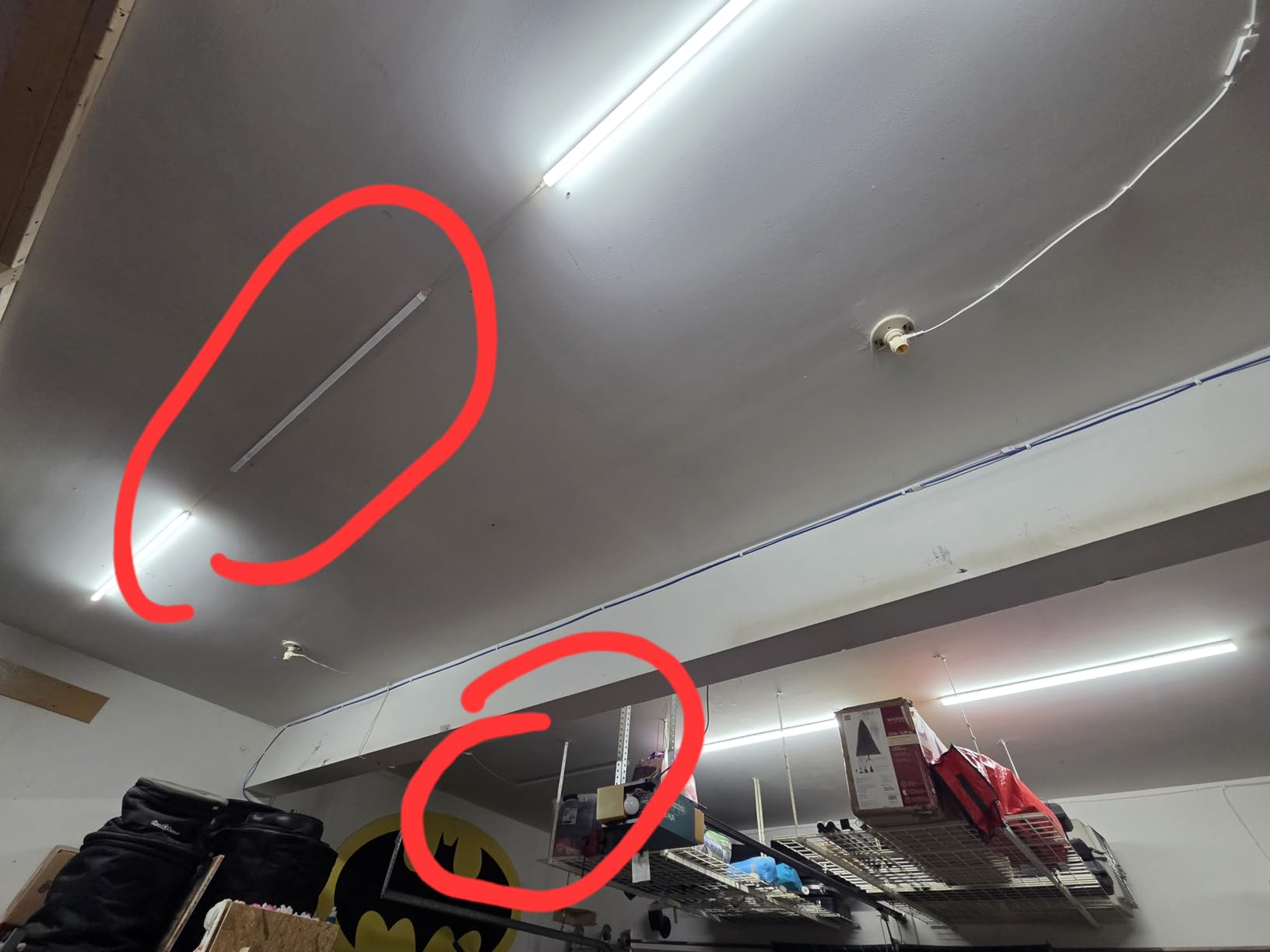 Barrina T5 4FT LED Shop Light, 2200lm, 5000K Daylight White, 20W Utility Light Fixture, Ceiling and Under Cabinet Lights for Workshop Garage, Corded Electric with ON/Off Switch, 6 Pack customer photo 1