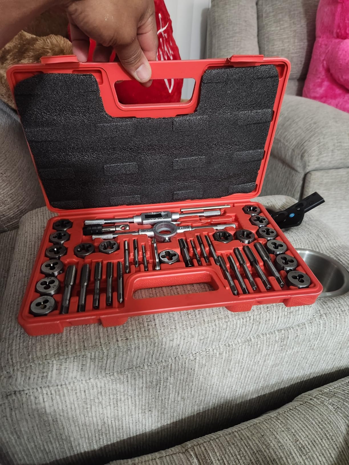 GMTOOLS 40PCS Tap and Die Set, Metric Size Standard M3 to M12, Threading Tool Set for Cutting External and Internal Threads with Adjustable Handles, Complete Accessories and Storage Case customer photo 1