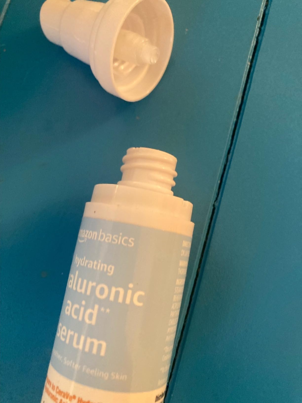Amazon Basics Hydrating Hyaluronic Acid Serum with Essential Ceramides and Vitamin B, 1 Fluid Ounce customer photo 2