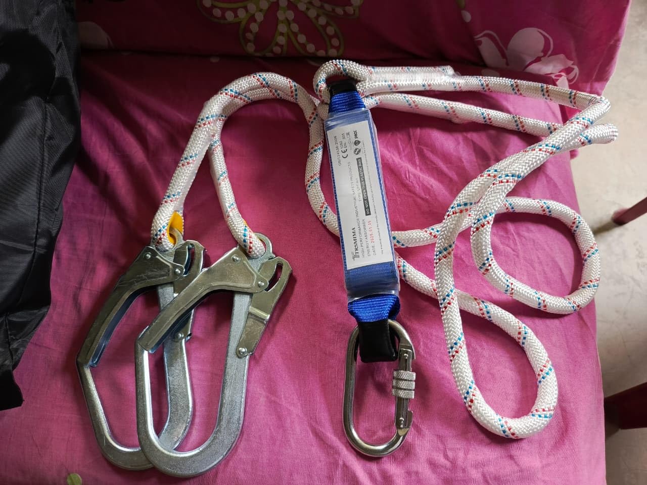 TT TRSMIMA Safety Harness Fall Protection Kit - Full Body Roofing harnesses with Shock Absorbing Lanyard Upgrade Padded customer photo 1