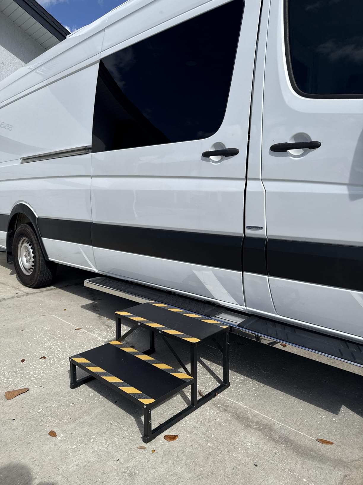 TOCRETOARE RV Steps with Handrail, Hot Tub Steps with Handrail, Portable Stairs Steps for 5th Wheel RV, Mobile Home Stairs Outdoor RV Step customer photo 2