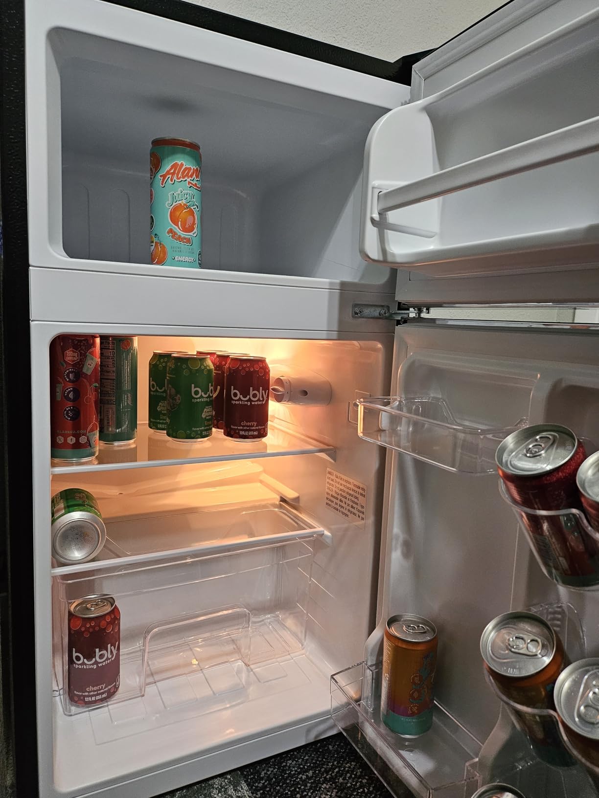 Frigidaire EFR840-Cream Retro Mini Fridge with Freezer & Side Bottle Opener - Small 2 Door Refrigerator for Office Bar or College Dorm Room - 3.1 Cu Ft (Cream) customer photo 1