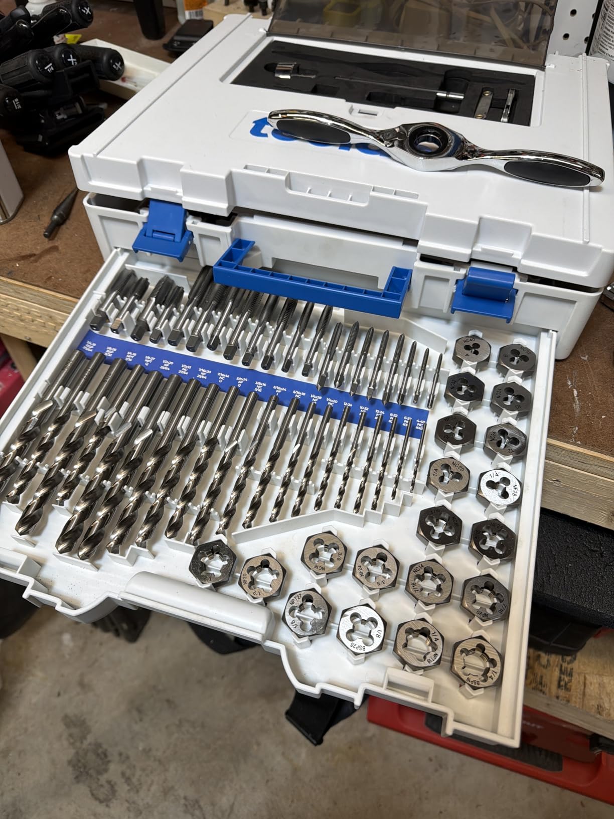 toolant 127 Piece Ratcheting Tap and Die Set, SAE/Metric Tap and Die Set with Assortment Drill Bit for Threading, Double-Layer Tool Box customer photo 2