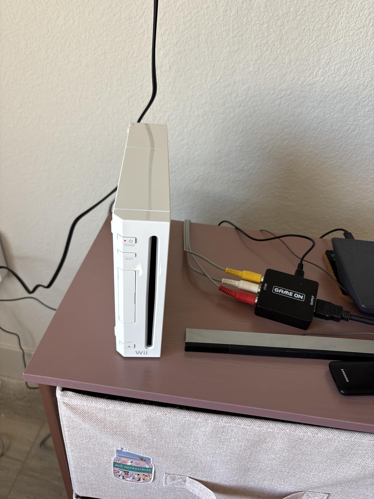 Nintendo Wii Console, White Premium Bundle (Renewed) customer photo 1
