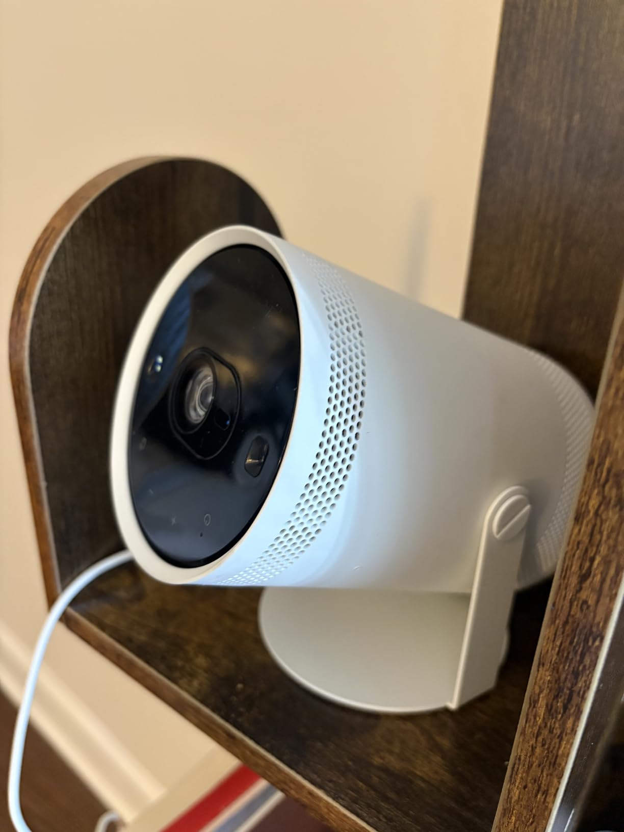 Samsung The Freestyle 2nd Gen with Gaming Hub Smart Portable Projector, FHD, HDR, Big Screen Home Theater Experience, 360 Sound, SP-LFF3CLAXXZA, 2023 Model customer photo 1