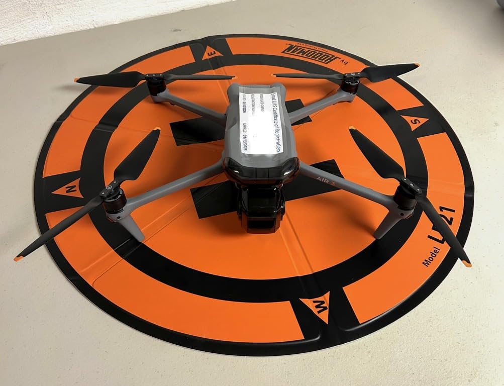Hoodman Weighted Trifold UAV Drone Landing Pad LP21 fits Mini 4 Pro, mini 3 pro, mavic and spark. Durable, No Stakes Required, collapses to one sixth of deployed size customer photo 2