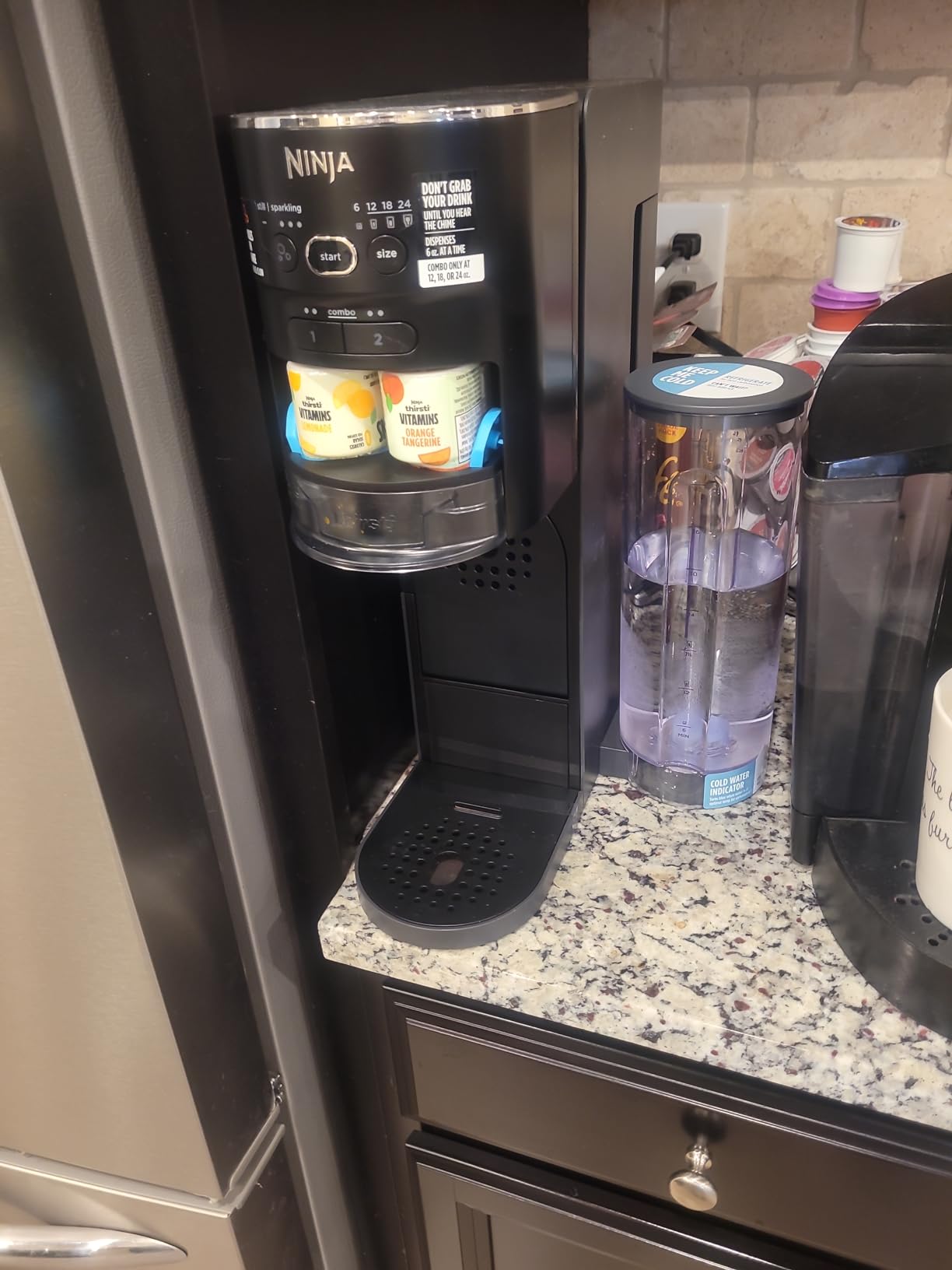 Ninja Thirsti Drink System, Soda Maker, Create Unique Sparkling & Still Drinks, Personalize Size & Flavor, Carbonated Water Machine, 60L CO2 Cylinder & Variety of Flavored Water Drops, Black WC1001 customer photo 1