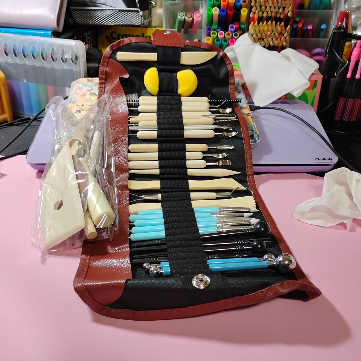 23PCS Clay Tools Sculpting, Ceramic & Pottery Modeling Tool, Ceramics Tools Set, Polymer Tools Kit, Air Dry Clay Tools for Carving, Molding, Pottery Wheel, Crafting Supplies, Pros, Beginners, Adults customer photo 2