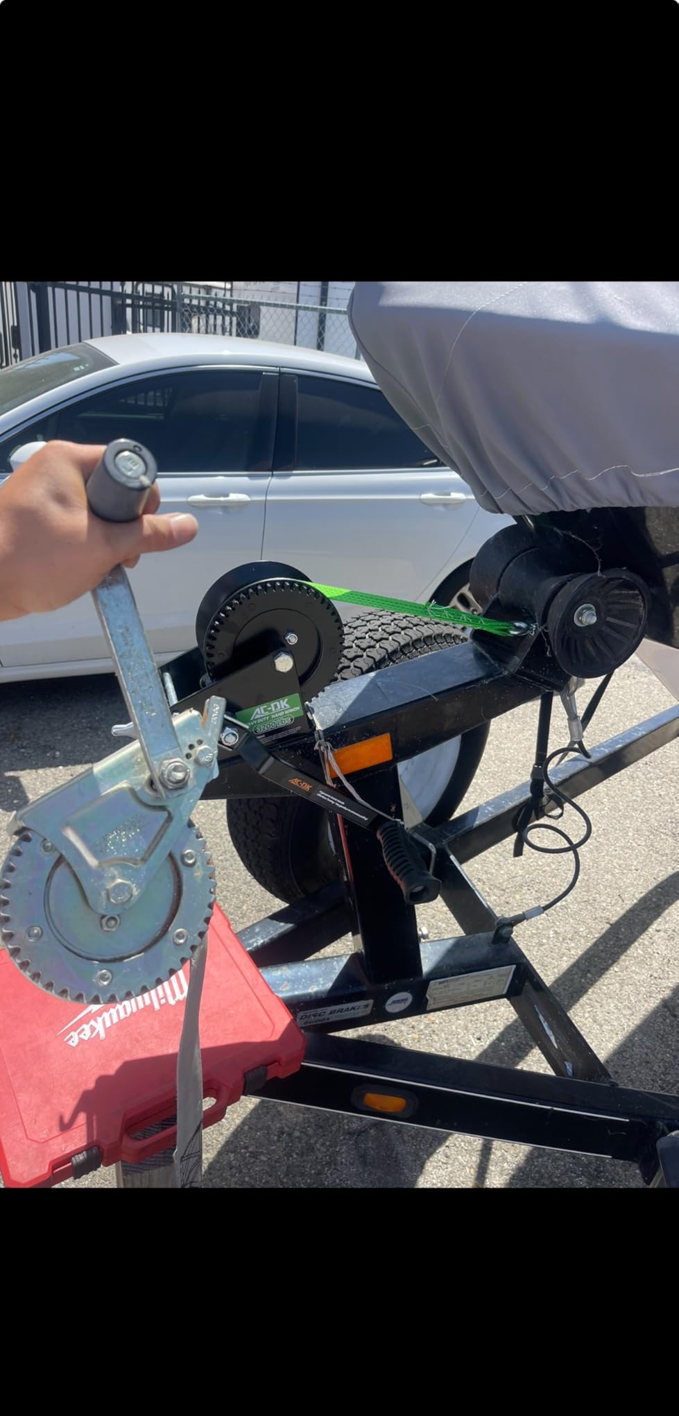 3500lbs Heavy Duty Boat Trailer Winch with 32FT Strap, 2-Way Ratchet 4:1/8:1 Gear Trailer Winch, Portable Hand Crank Winch for Boat, Truck, Trailer, RV, ATV, Jet Ski customer photo 2