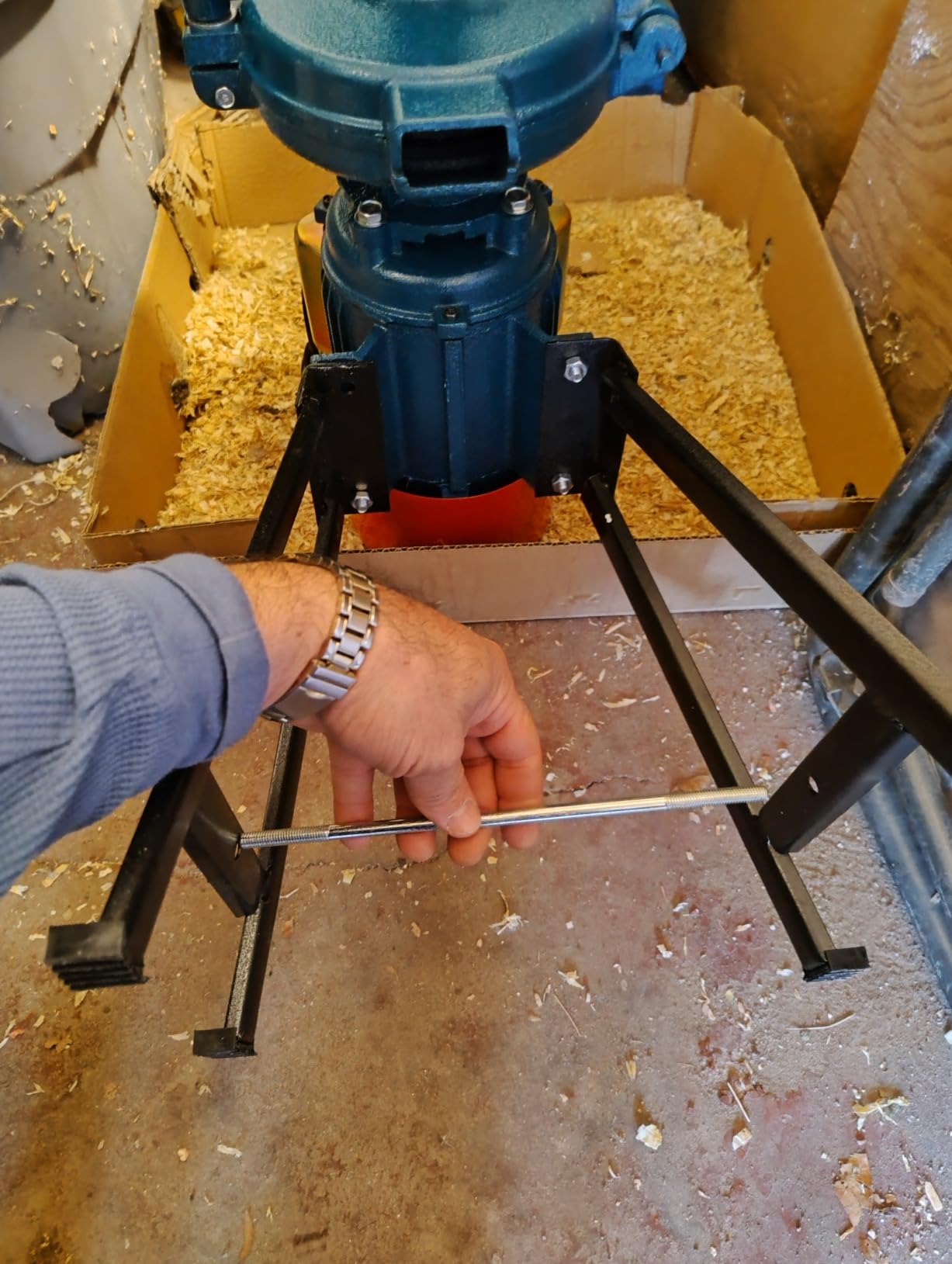 Electric Grain Grinder Mill 3000W, 110V Dry Cereals Grinder with Funnel, Commercial Electric Feed Mill Dry Grinder, Rice Corn Grain Coffee Wheat Feed Mill Flour Mill customer photo 1