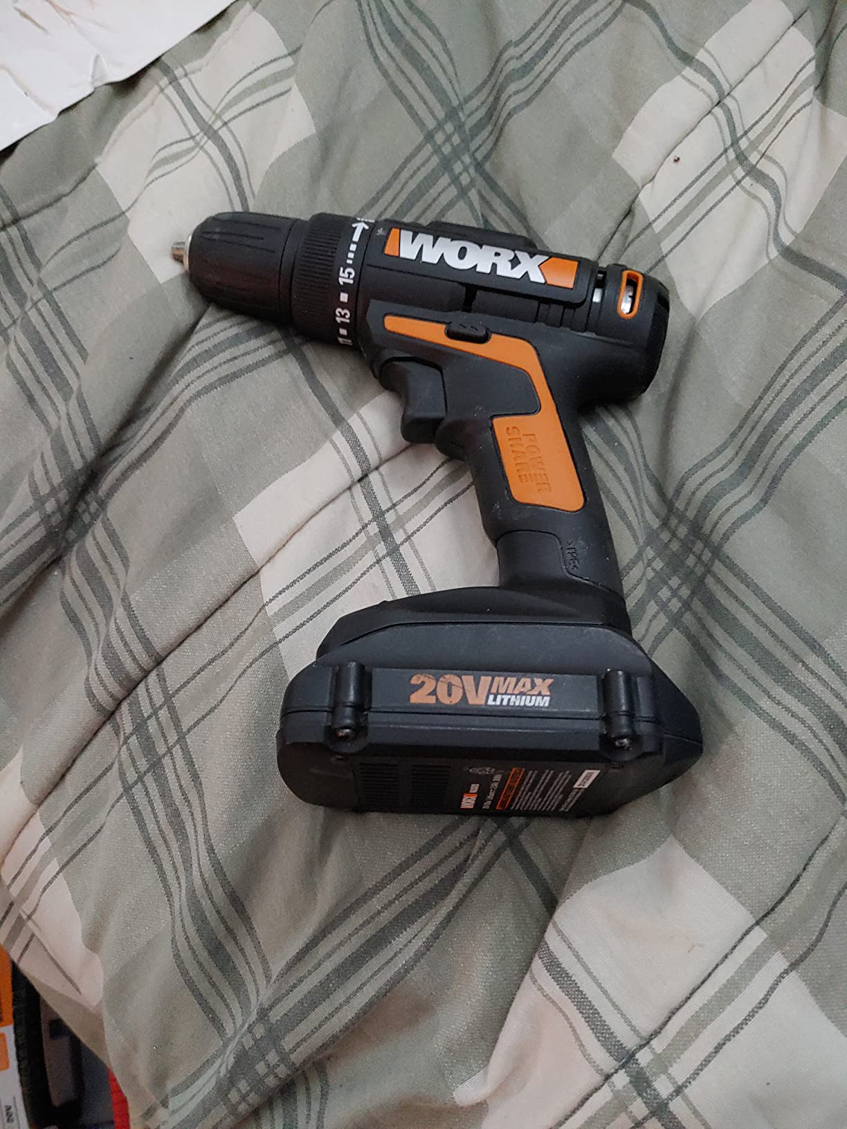 Worx 20V Cordless Drill Driver, 84pc Accessory Kit, Variable 2-Speed, 265 In-Lbs Torque, 20+1 Clutch, Lightweight, Compact, 3/8-Inch Keyless Chuck - Battery & Charger Included customer photo 2