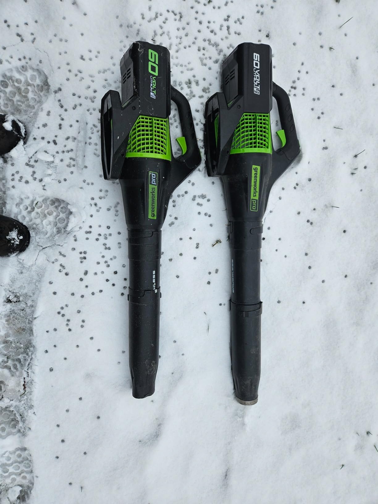 Greenworks 60V Cordless Leaf Blower 610 CFM 130 MPH, Includes 2.5Ah Battery & 5A Rapid Charger customer photo 2