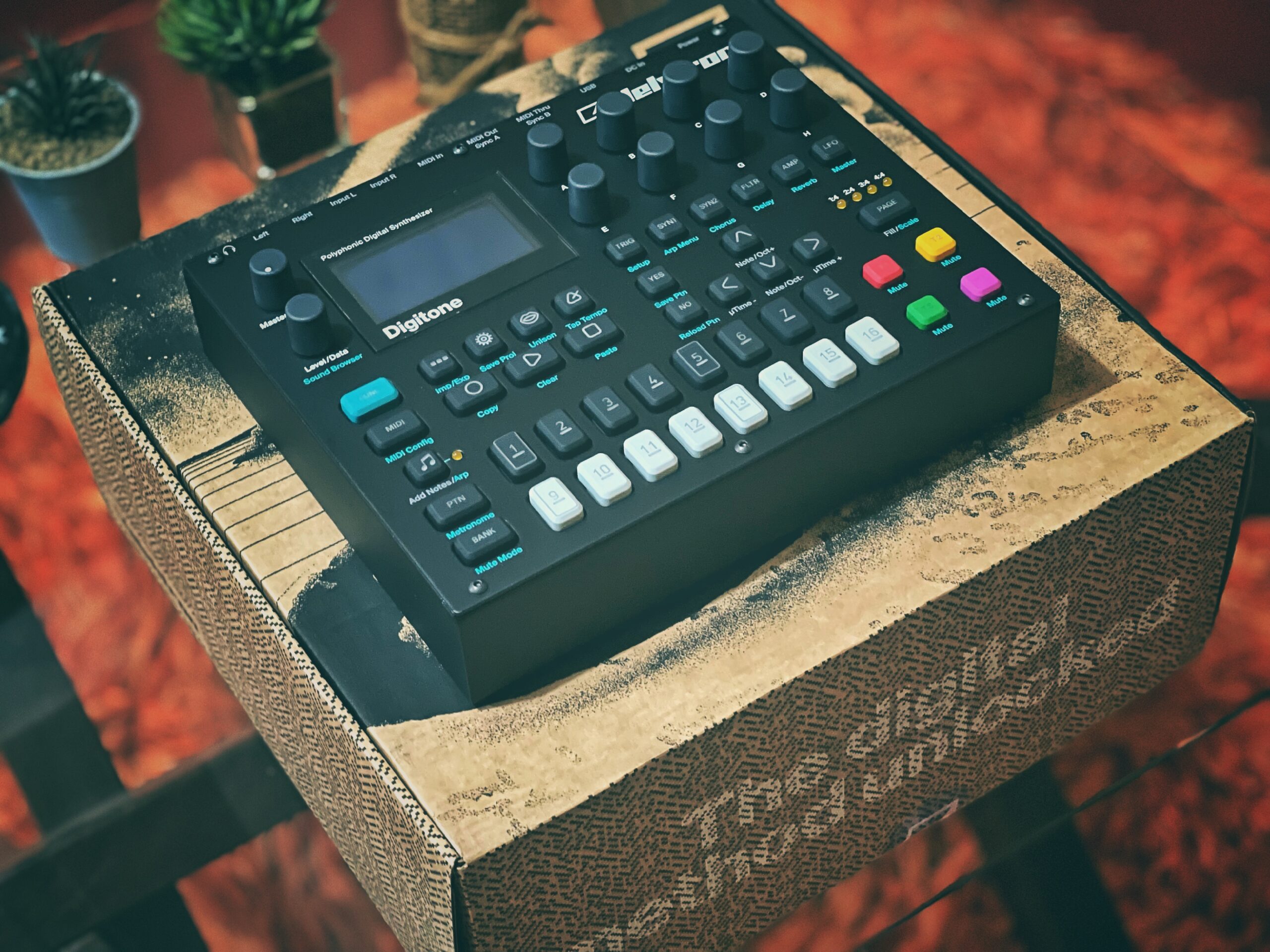 Elektron Digitakt II 16-Track Drum Computer and Sampler customer photo 2