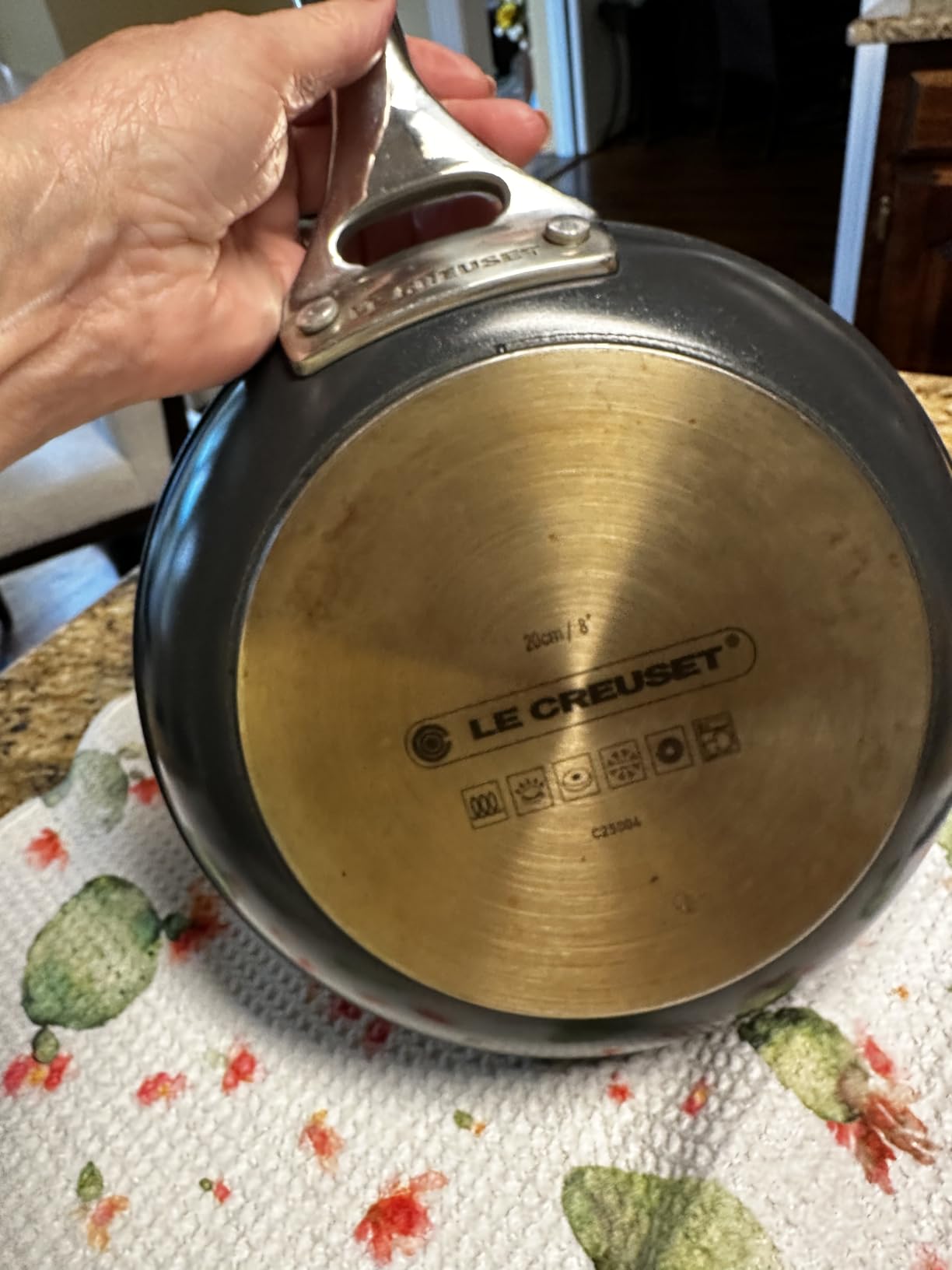 Le Creuset Essential Non-stick Ceramic 2 Pc. Frying Pan Set customer photo 1