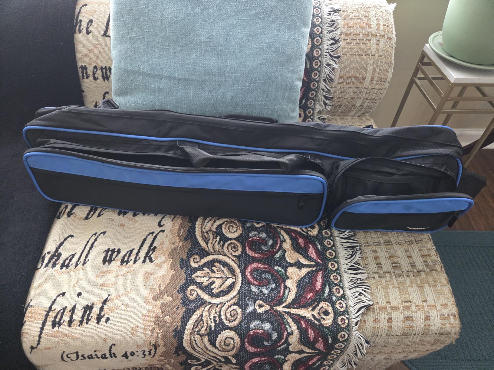 PEKREWS Pool Cue Case, Pool Stick Case 4x5 with Multiple Pockets Holds 4 Butts 5 Shafts, Soft Padded Sturdy Pool Cue Bag, Billiard Cue Backpack with Adjustable Shoulder Straps for Men and Women customer photo 1