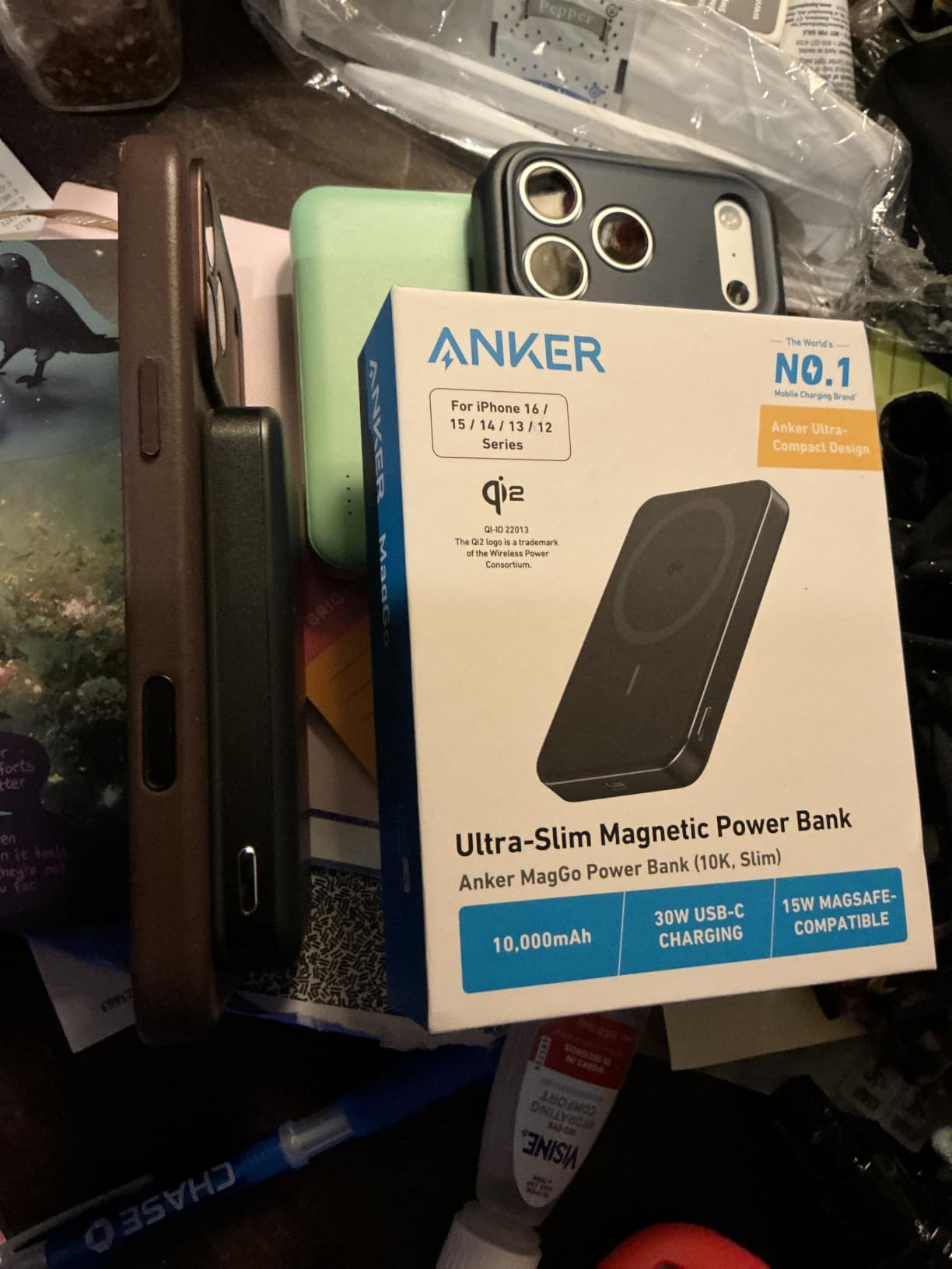 Anker MagGo Power Bank, Slim 10,000mAh Magnetic Battery Pack, Qi2 Certified 15W Ultra-Fast MagSafe Compatible Portable Charger, Ergonomic Design, for iPhone17/16/15/14 Series, and More customer photo 2