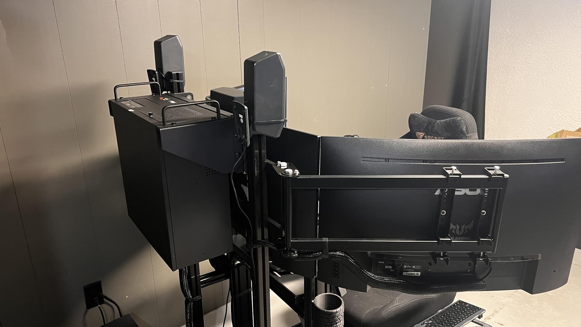 Anman Aluminum Profile Racing Simulator Cockpit with Triple Monitor Mount Black Seat, Fit for Logitech, for Thrustmaster, for Fanatec Direct Drive Steering Wheel, Multi Adjustable Universal cockpit customer photo 2