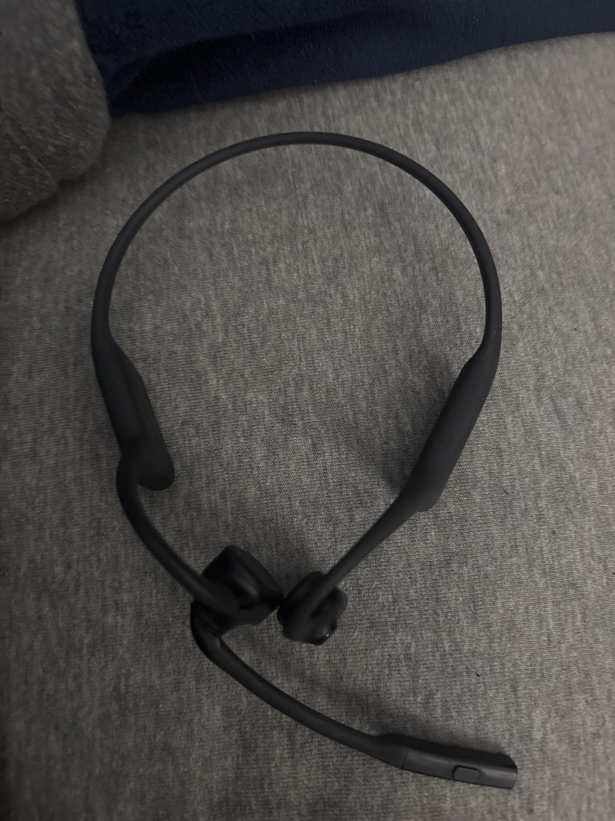 SHOKZ OpenComm2 2025 Upgrade - Open-Ear Bone Conduction Headphones, Wireless Bluetooth Headset with Noise Canceling Mic & Mute Button for Work Calls and Meetings, 16 Hour Talk Time for Mobile & PC - C120 customer photo 1