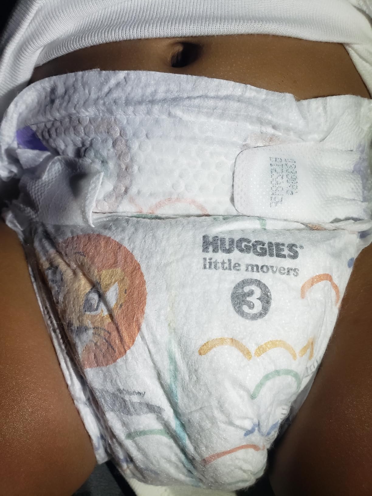 Huggies Size 4 Diapers, Little Movers Baby Diapers, Size 4 (22-37 lbs), 150 Count (6 Packs of 25), Packaging May Vary customer photo 2