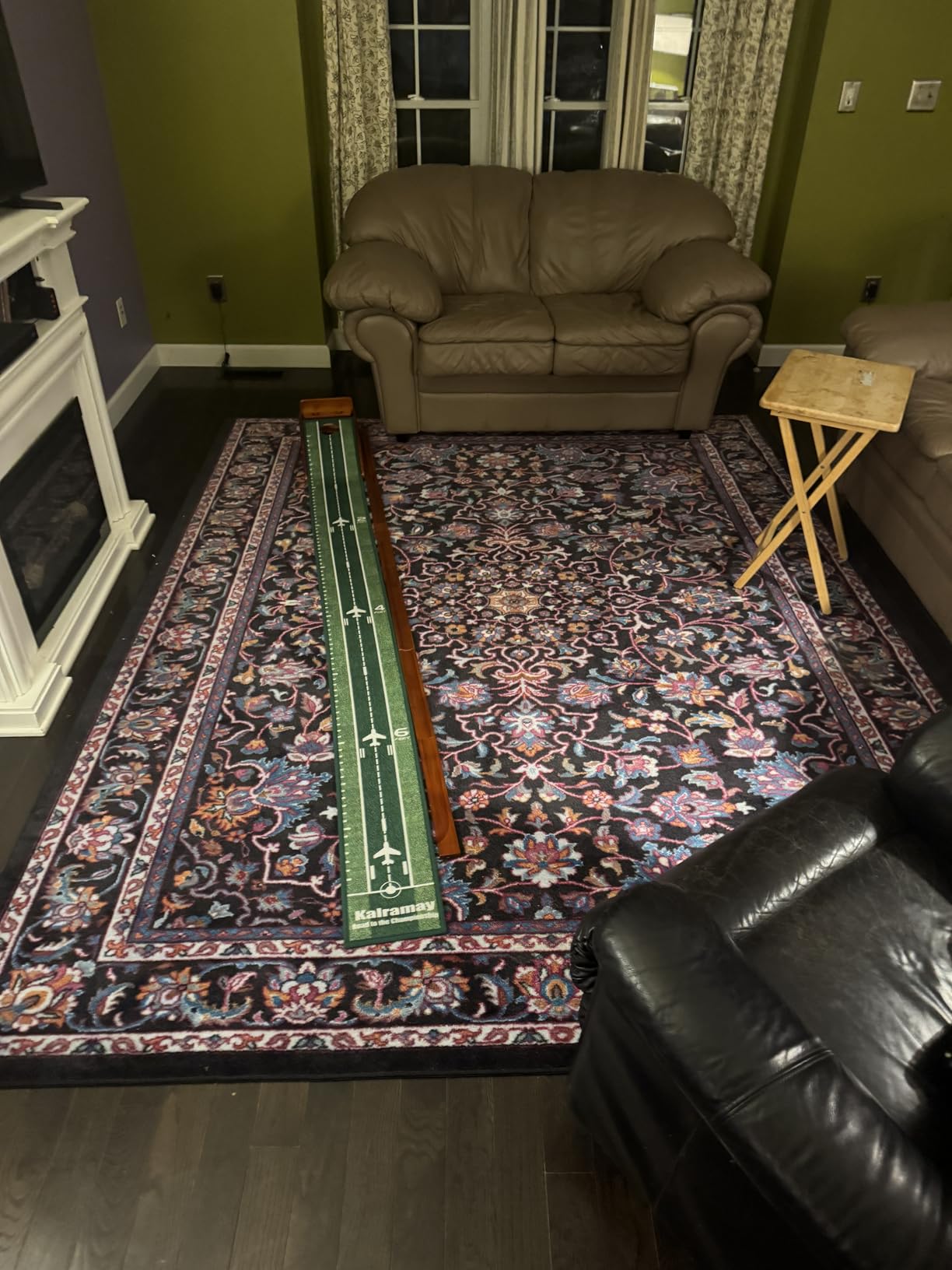Kalramay Putting Green Indoor Golf Putting Mat - Easy to Assemble with Automatic Ball Return, Wrinkle-Free Close to Real Green Speed, Suitable for Office, Recreation Room, Patio - Ideal Gift customer photo 1