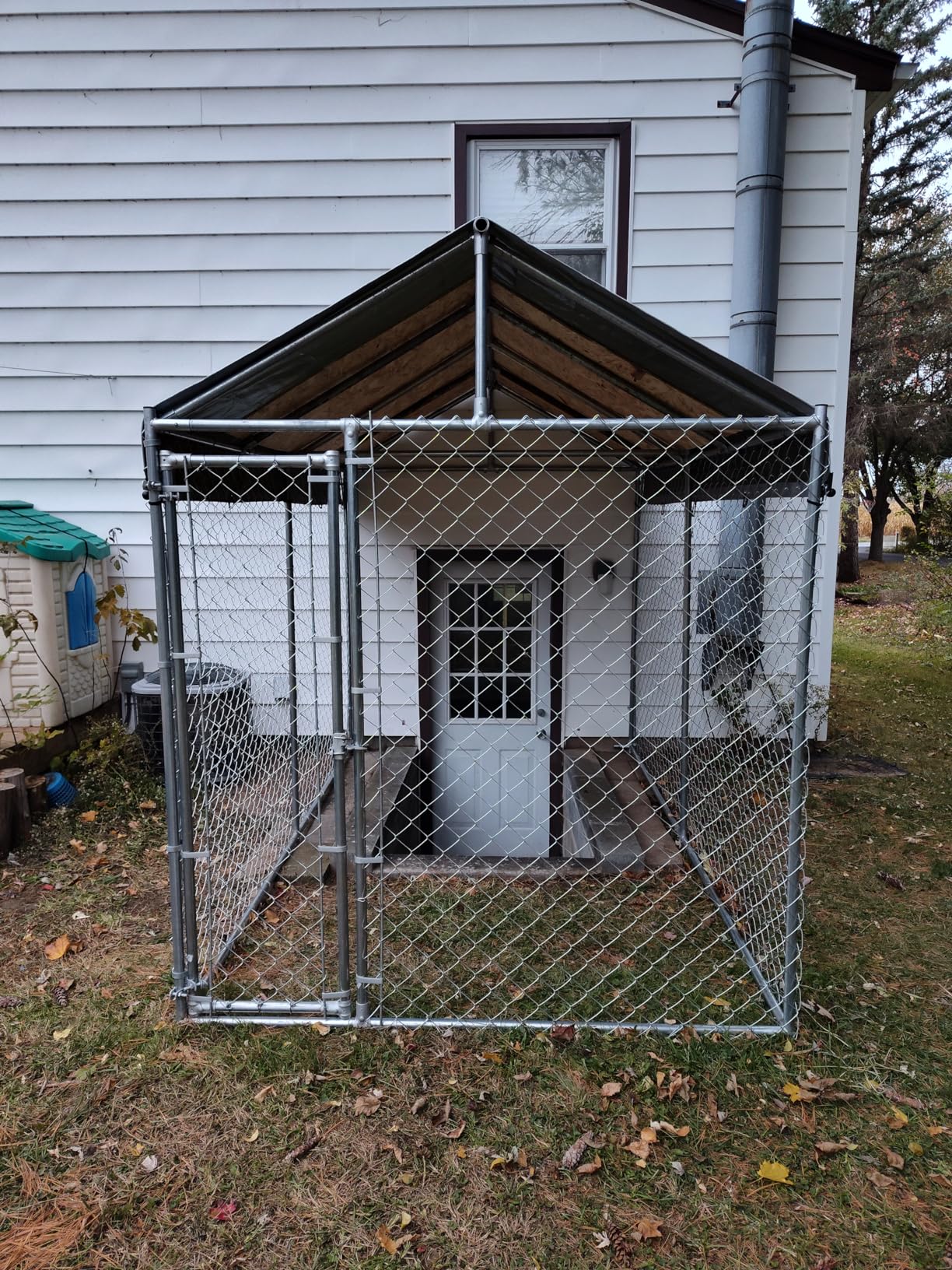 HITTITE Extra Large Outdoor Dog Kennel, 10x10x6.56ft Anti-Rust Dog Kennel Outside with Roof, Galvanized Chain Link Dog Runs for Outside with Secure Lock customer photo 1