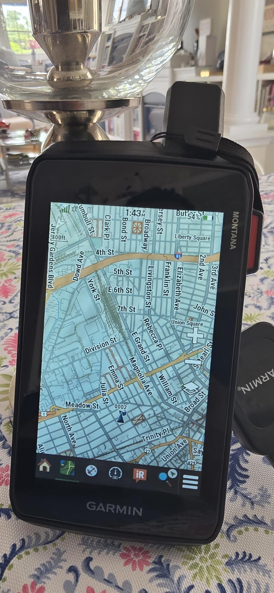Garmin Montana 760i, Rugged GPS Handheld Navigator with Built-in inReach Technology for SOS and 2-Way Texts, 5-Inch Touchscreen, 8MP Camera customer photo 1