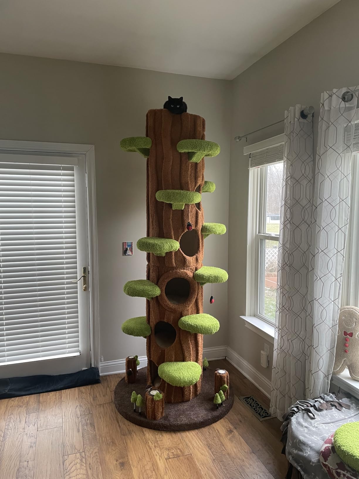 KAMABOKO 90.5 Inch Luxury Cat Tree with Scratching Post, Tall Cat Tree Tower with Sisal Scratching Pad, Multiple Jumping Platforms, Cute Hanging and Spring Toys, Large Cat Condo for for Indoor Kittens customer photo 2