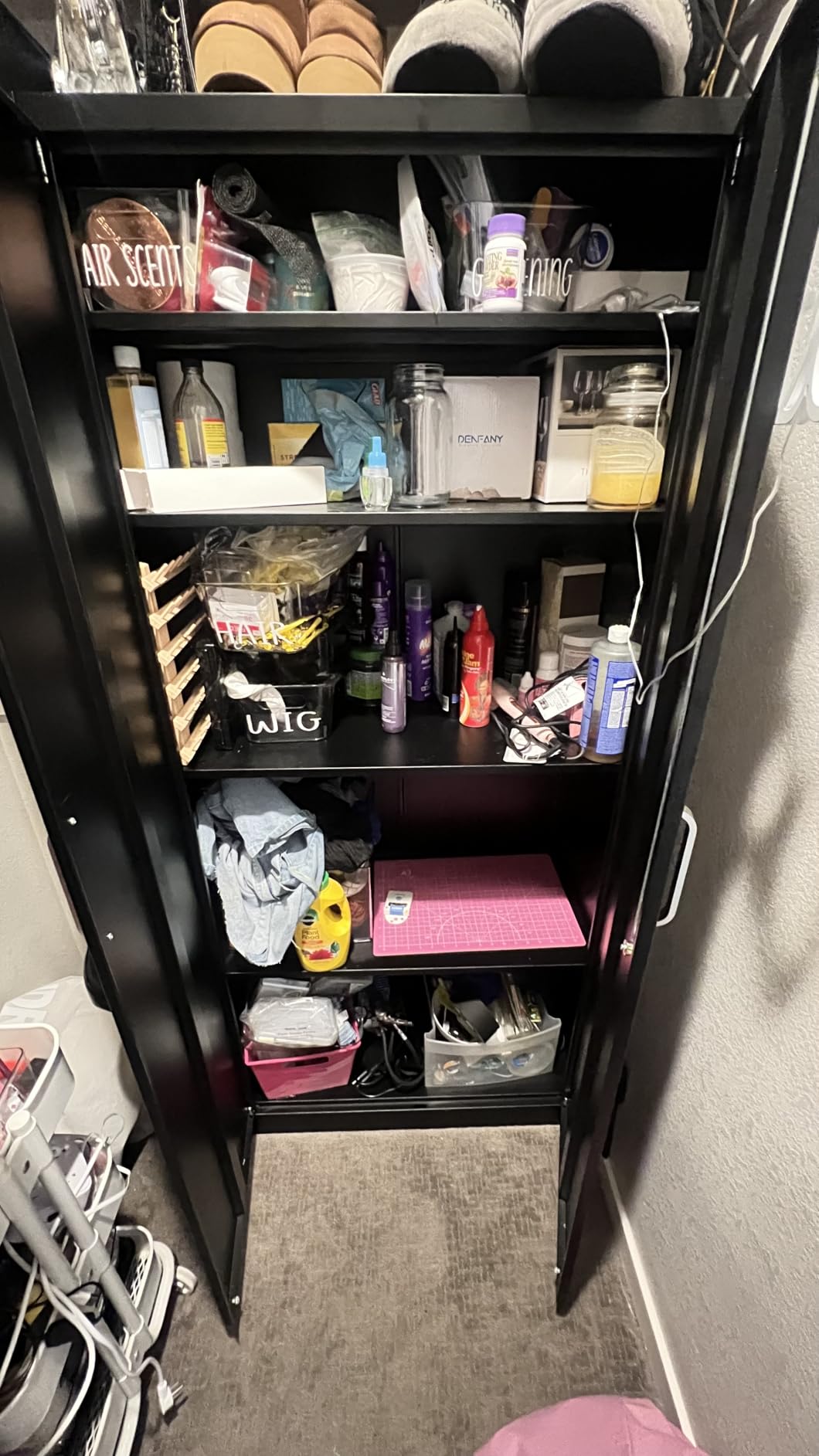 Approgreent Metal Storage Cabinet with Adjustable Shelves, Garage Cabinet with 2 Lockable Doors, Garage Storage Cabinet, Kitchen Pantry Cabinet - 71'H, Black customer photo 2