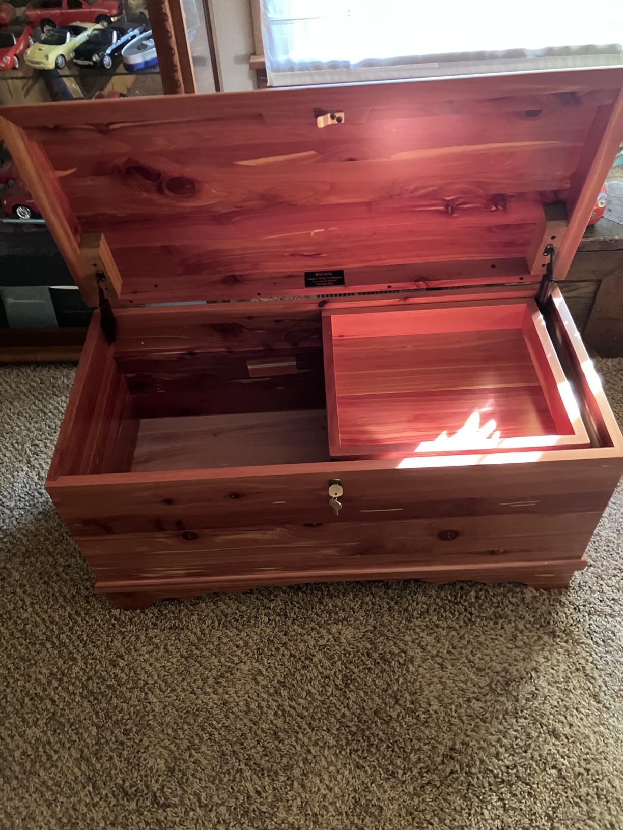Rustic Red Door Cedar Hope Chest with Waterfall Top and Tray, Amish Made Wooden Storage Trunk Box for Bedroom, Blanket, Anti-Slam Hinges and Lock, Rustic Cherry Wood and W. Cherry Stain, 46